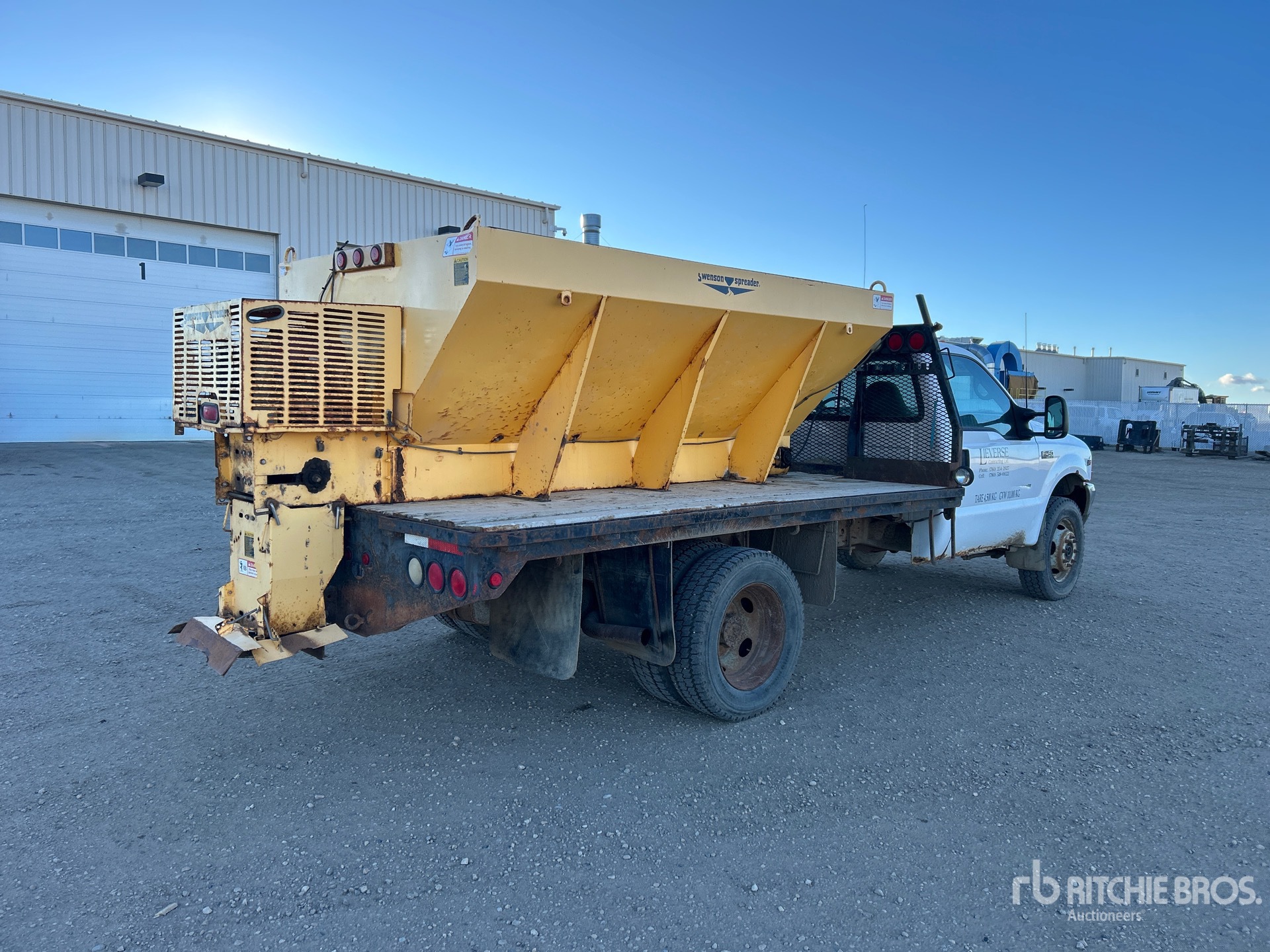 General Appearance with Imagen: esquina trasera derecha