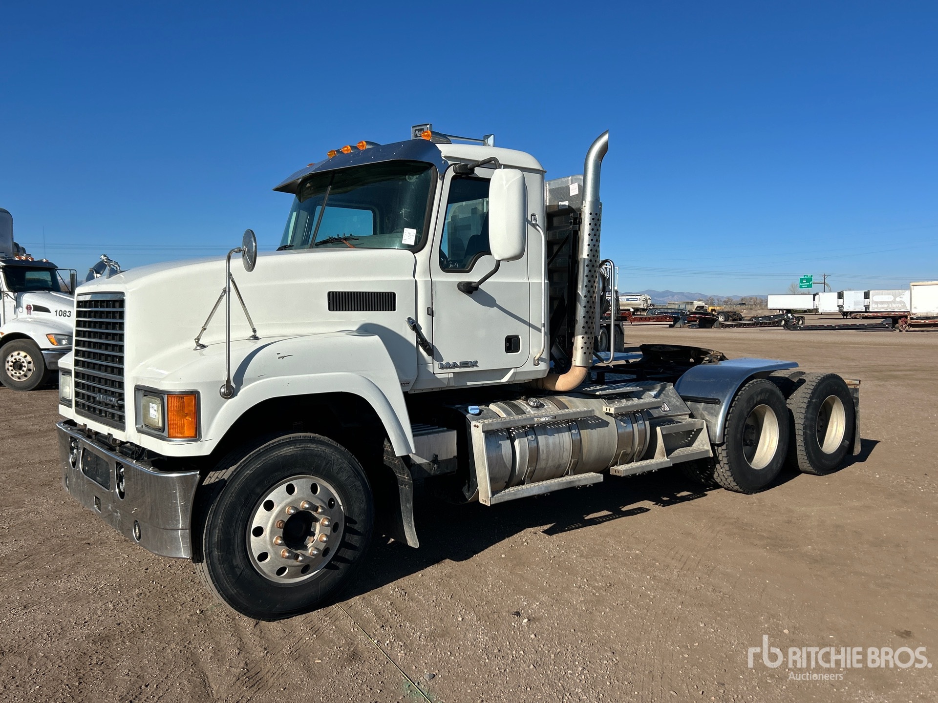 General Appearance with Imagen: esquina delantera izquierda