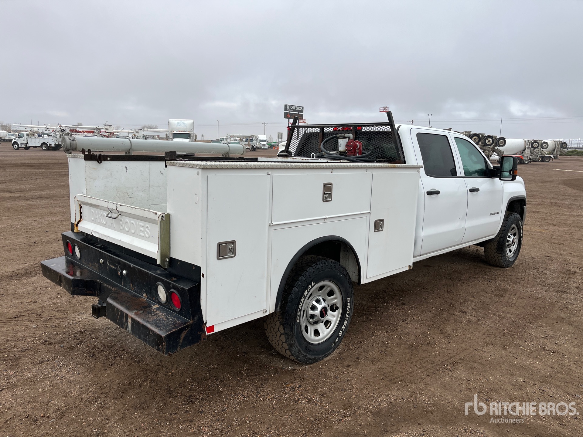 General Appearance with Picture, Right Rear Corner