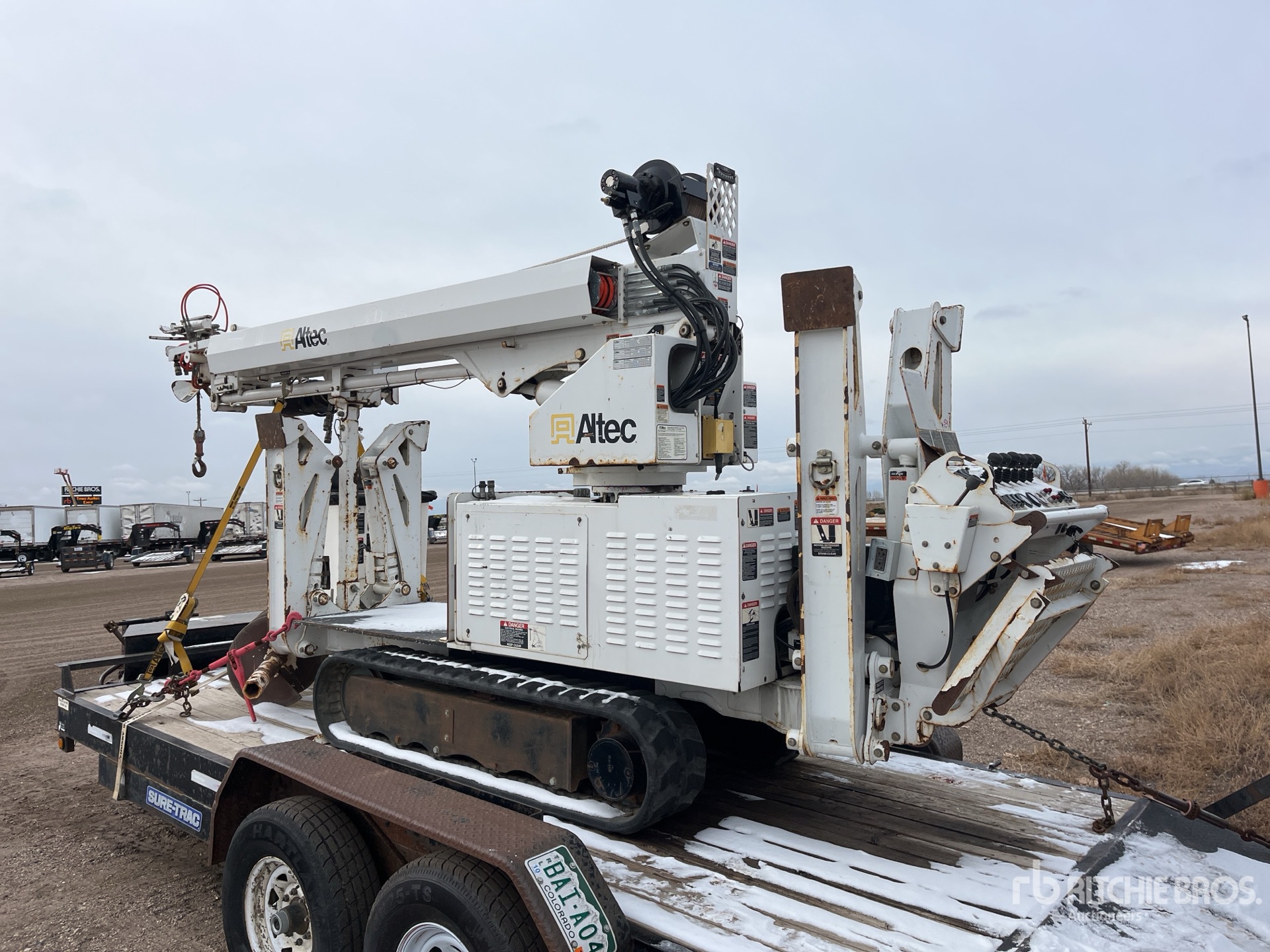 General Appearance with Foto, angolo posteriore sinistro