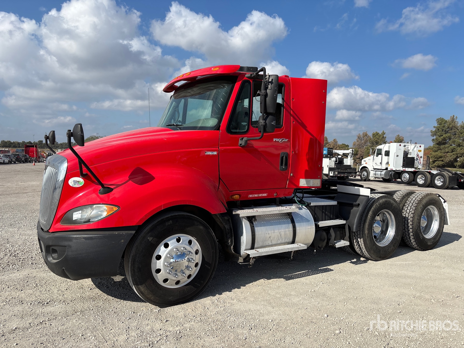 Aspect général with Image, coin avant gauche