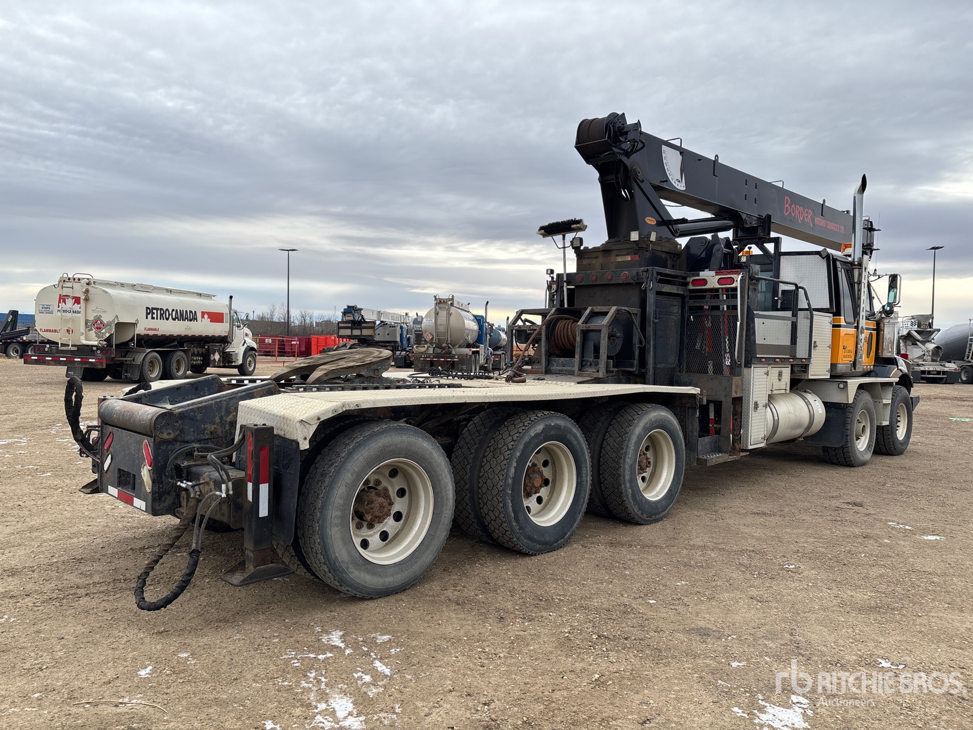 General Appearance with Imagen: esquina trasera derecha