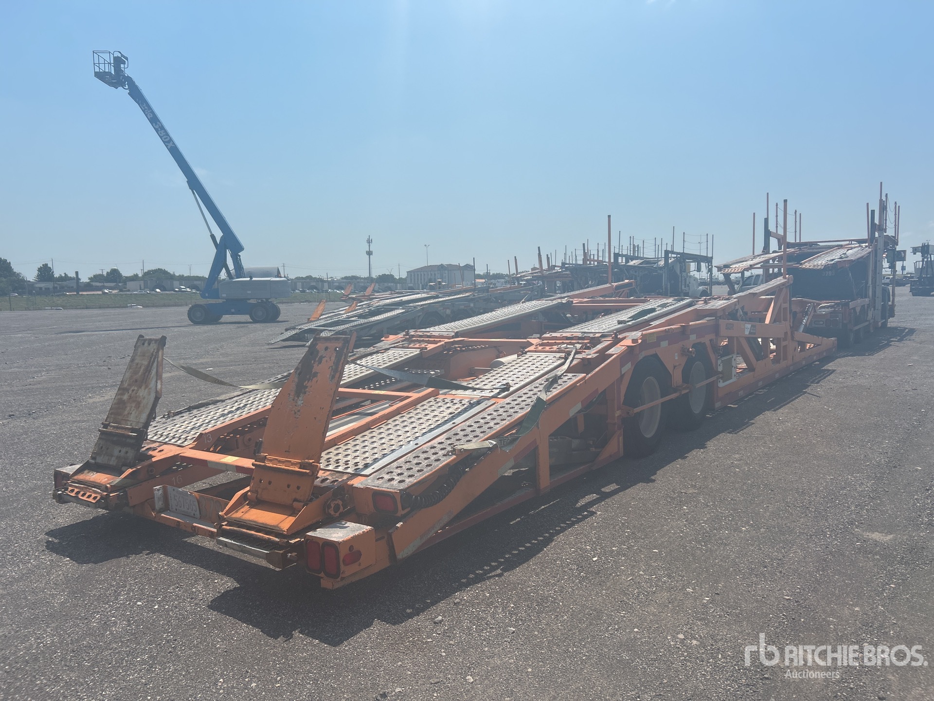 Aspect général with Image, coin arrière droit