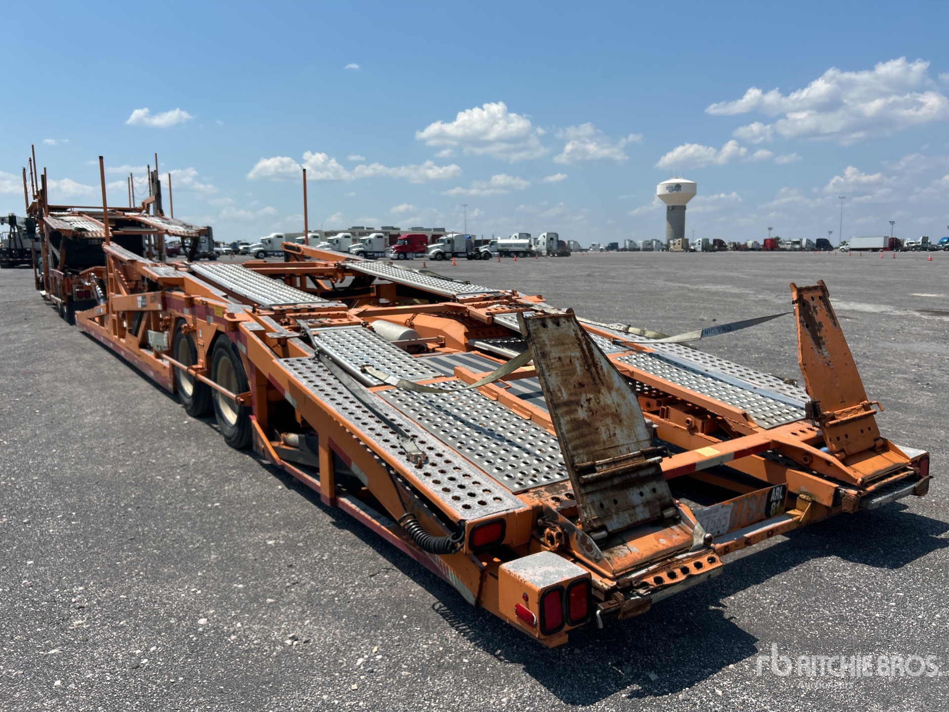 General Appearance with Imagen: esquina trasera izquierda