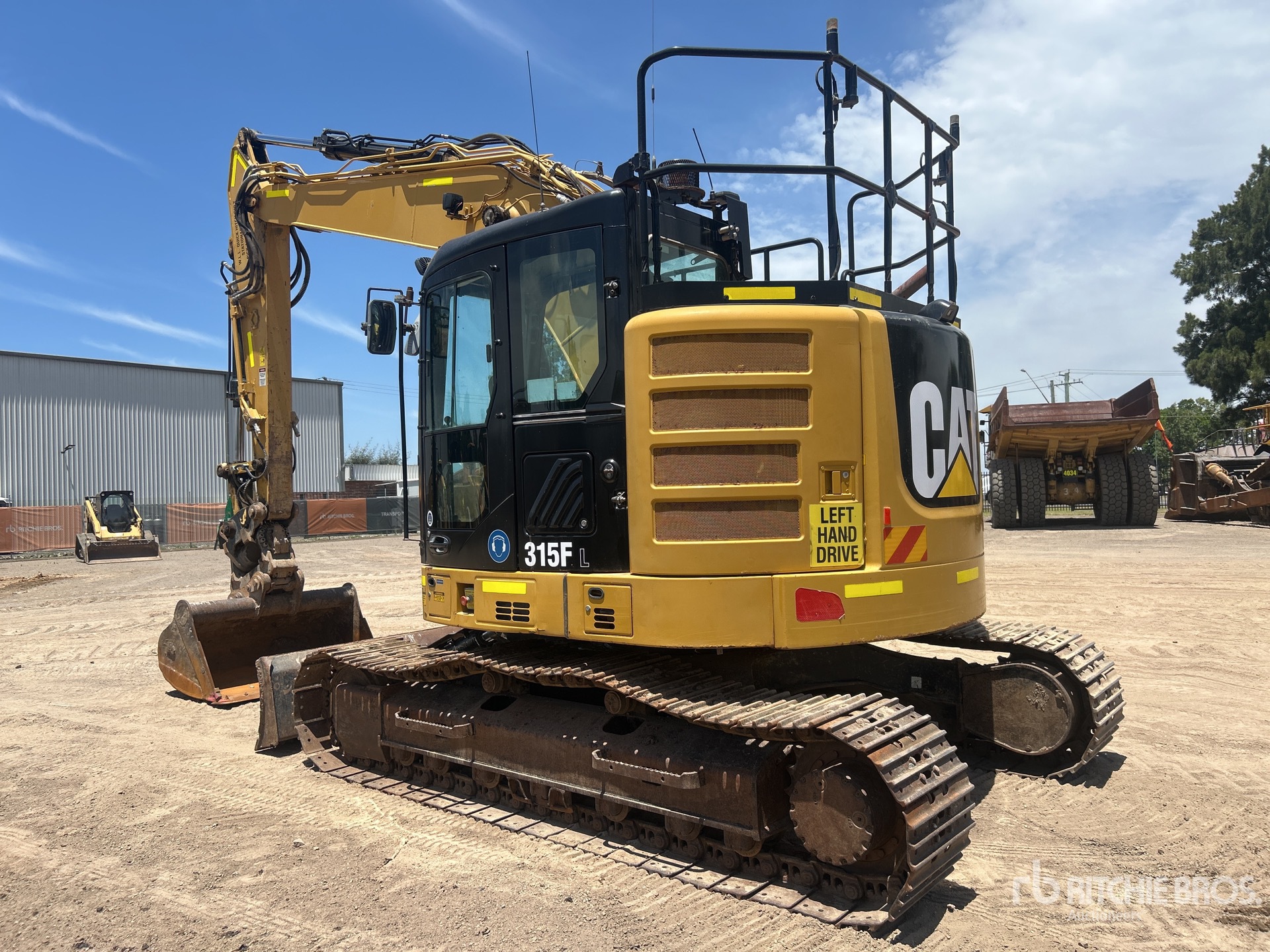 General Appearance with Bild, Ecke hinten links