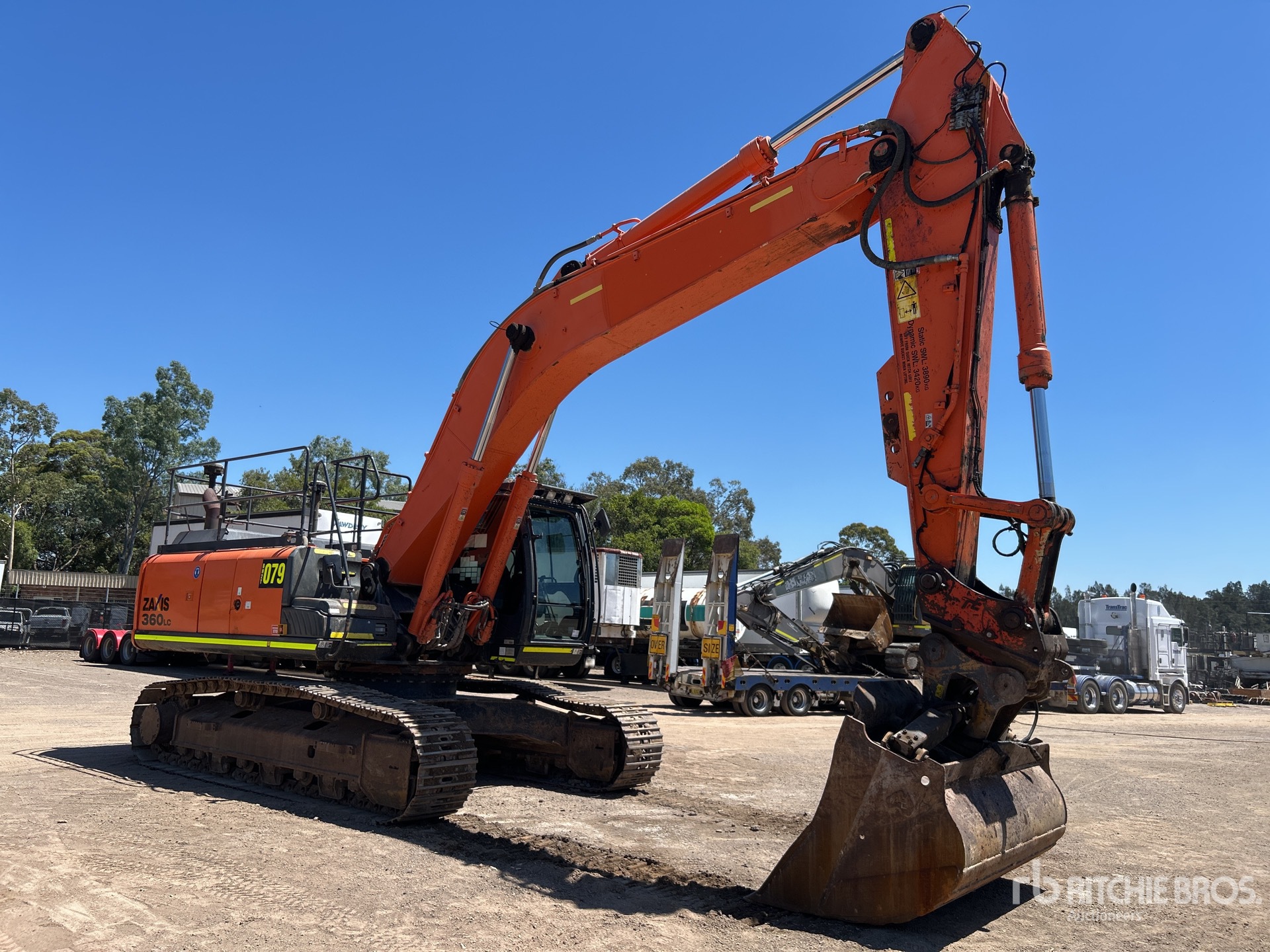 General Appearance with Bild, Ecke vorne rechts