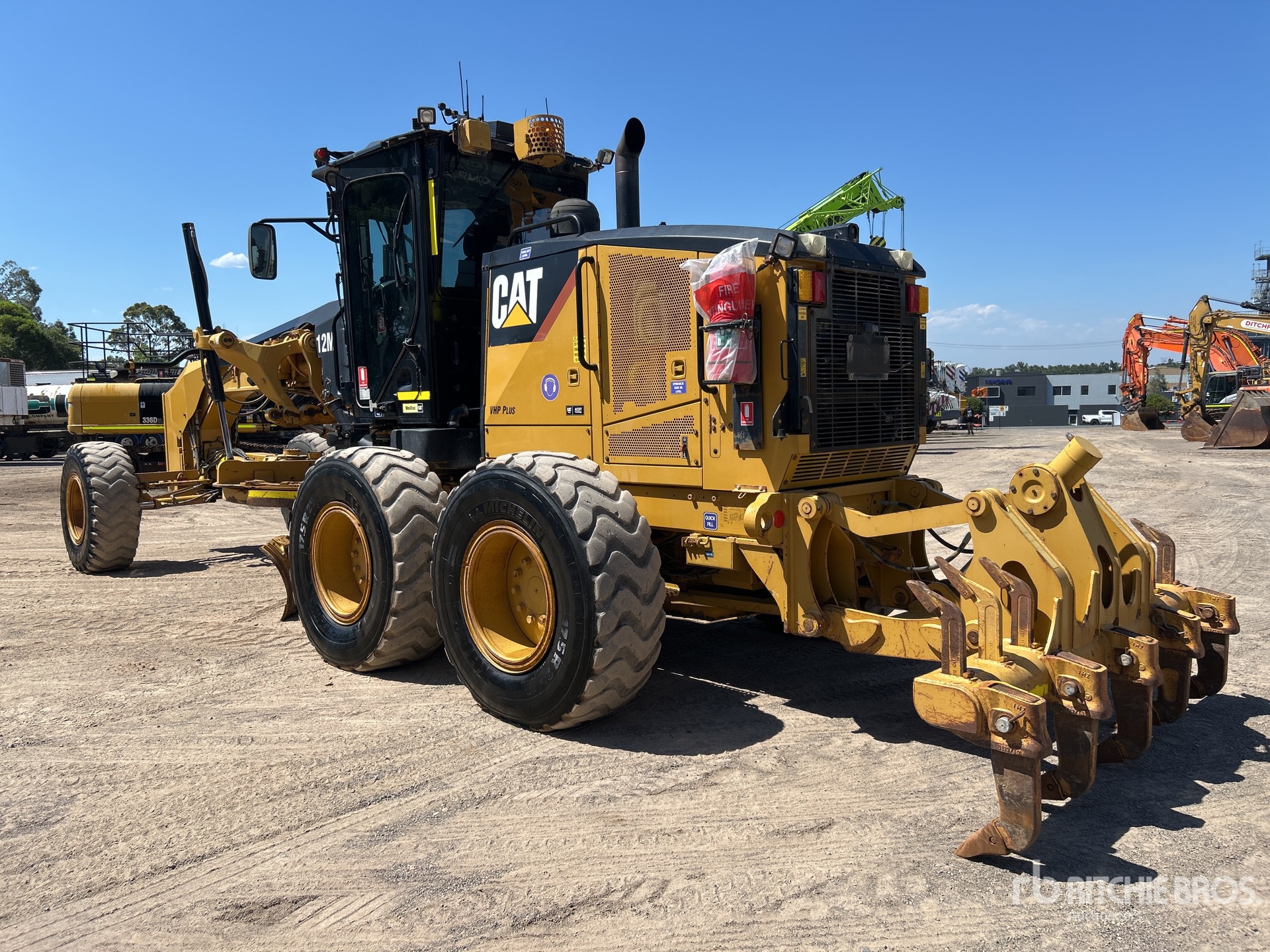 Aspect général with Image, coin arrière gauche