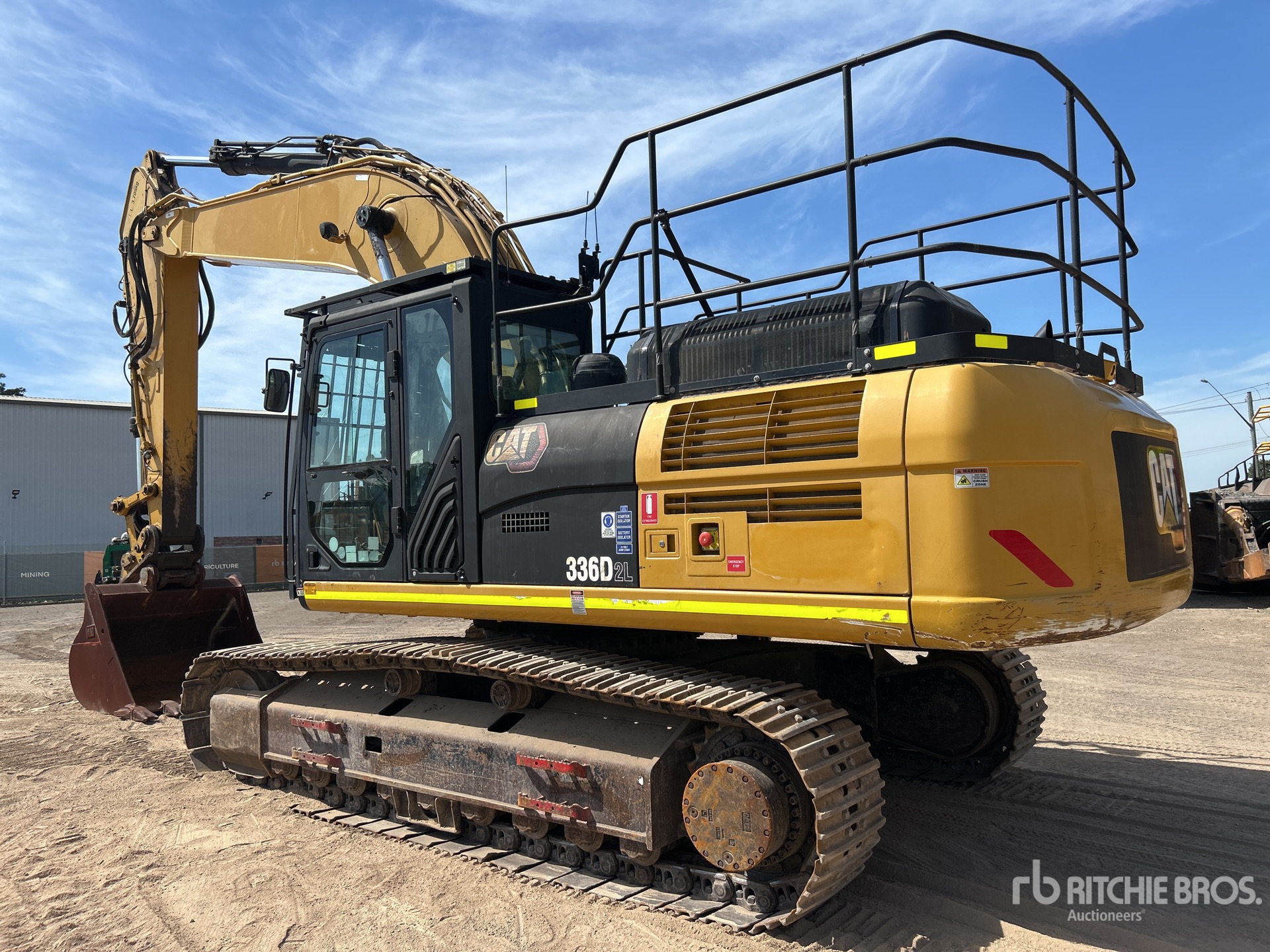 General Appearance with Bild, Ecke hinten links