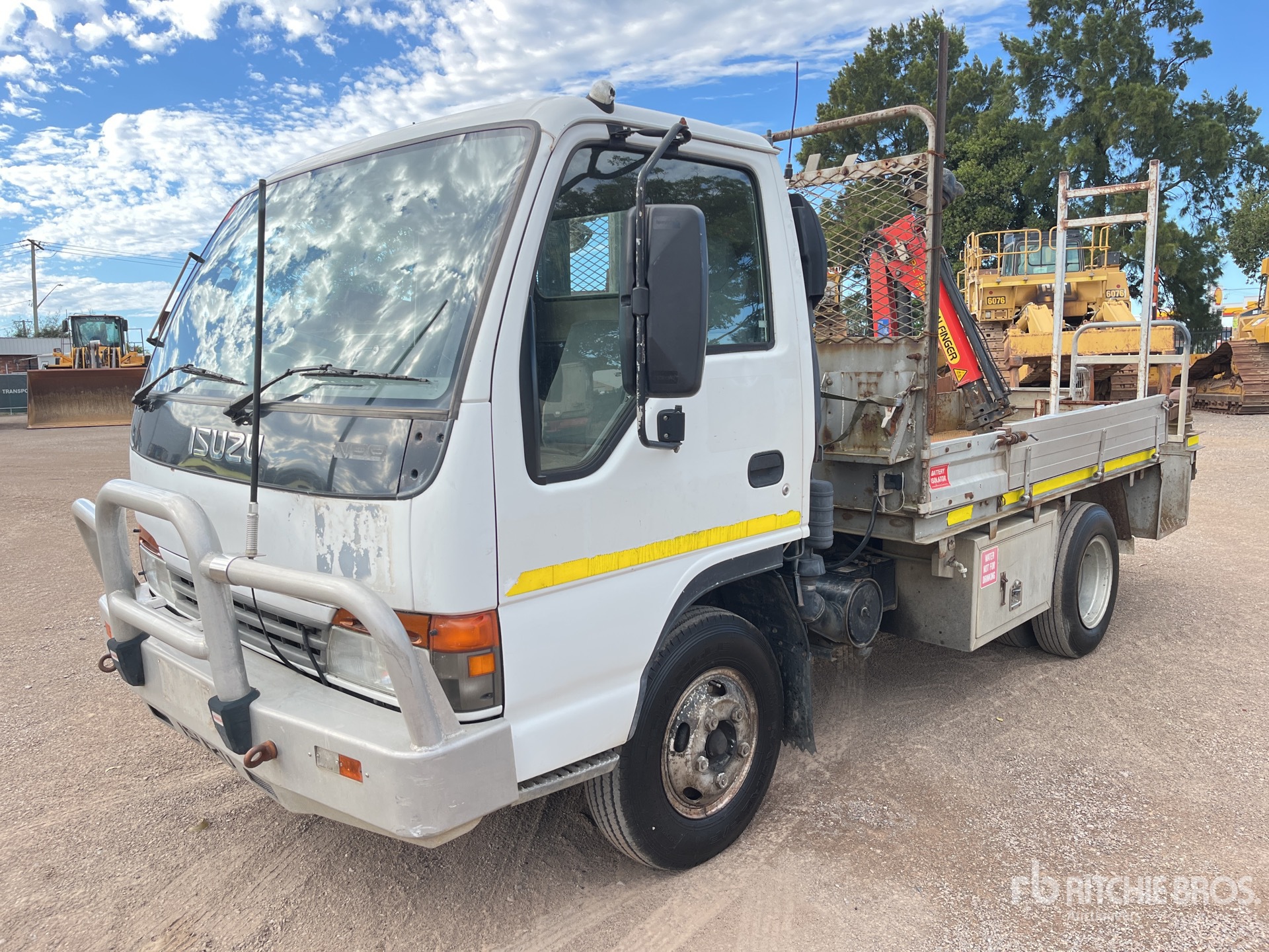 General Appearance with Bild, Ecke vorne rechts