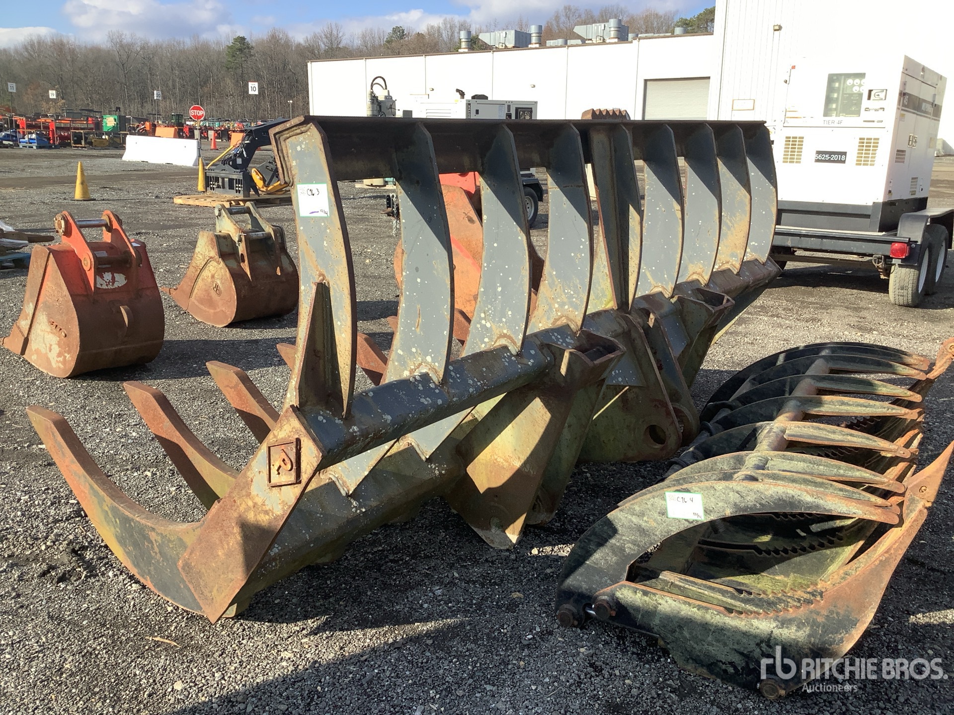 General Appearance with Imagen: esquina trasera derecha