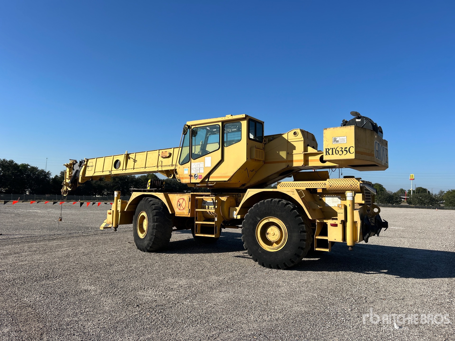 General Appearance with Imagen: esquina trasera izquierda