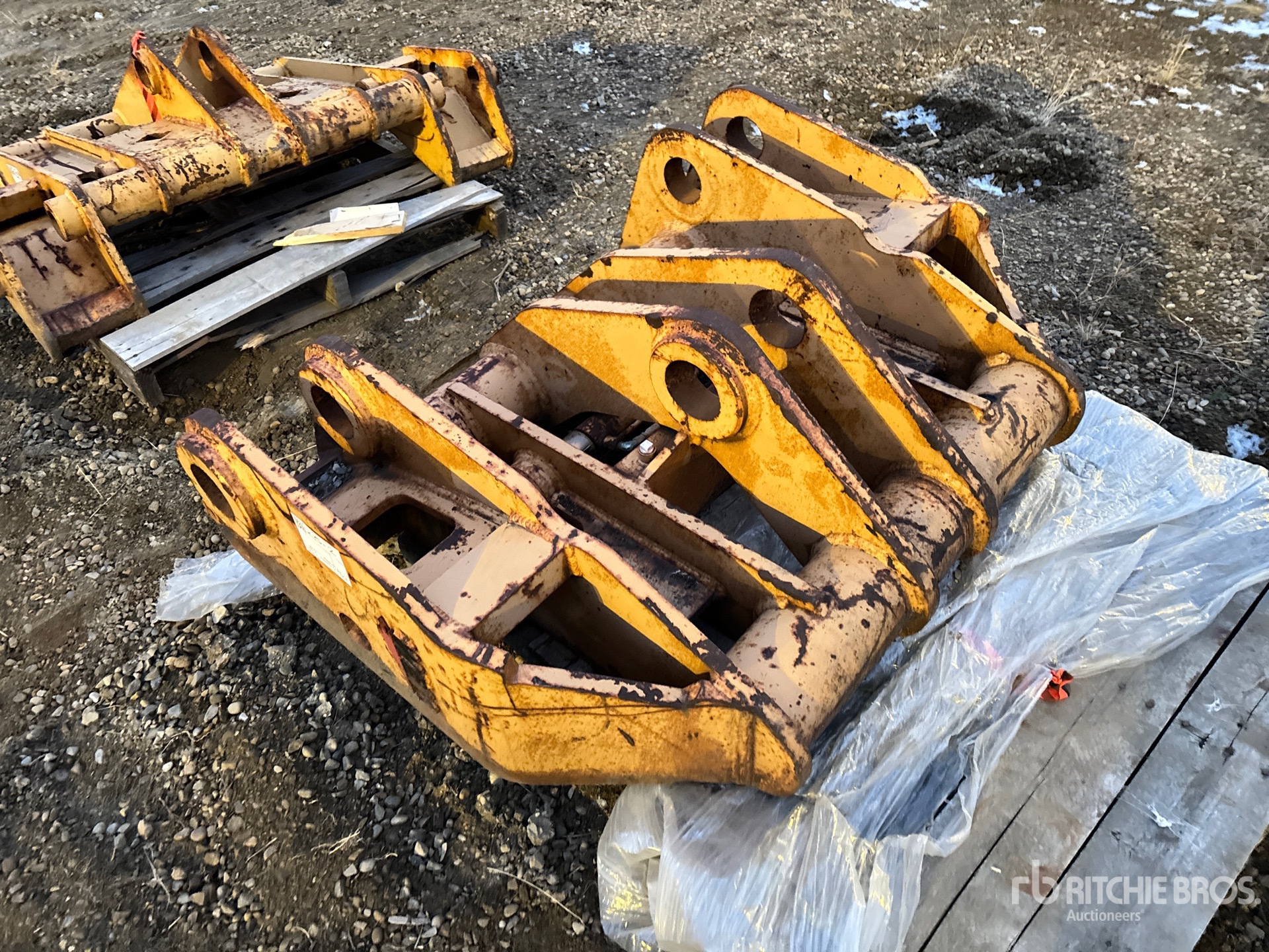 General Appearance with Foto, angolo posteriore sinistro