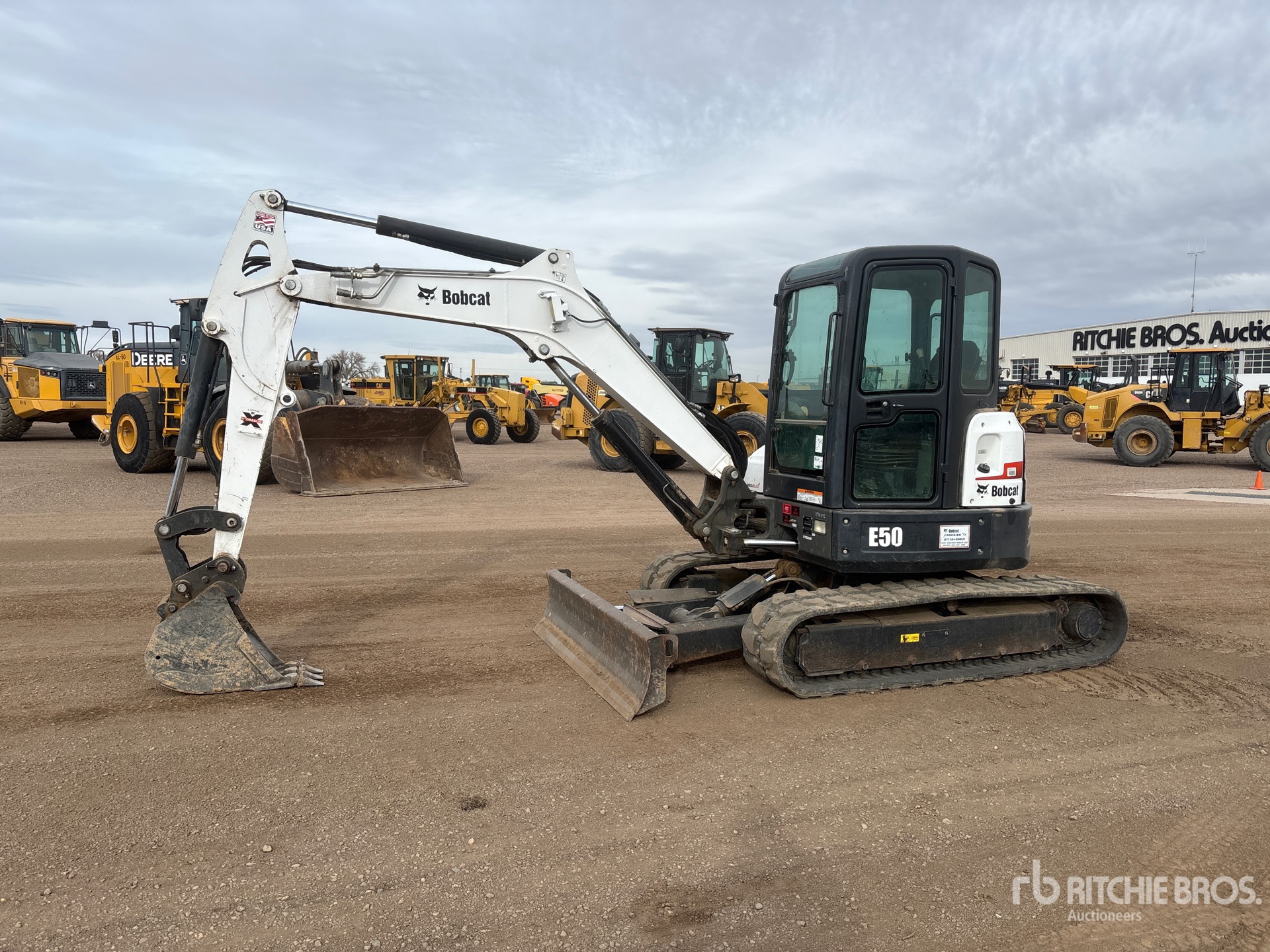 General Appearance with Featured Photo