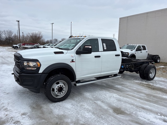 2024 Ram 5500 4x4 Crew Cab Cab and Chassis (Unused)