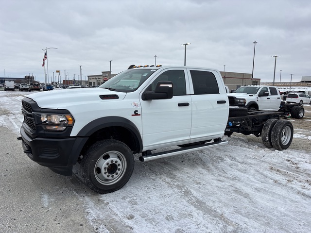 2024 Ram 5500 4x4 Crew Cab Cab and Chassis