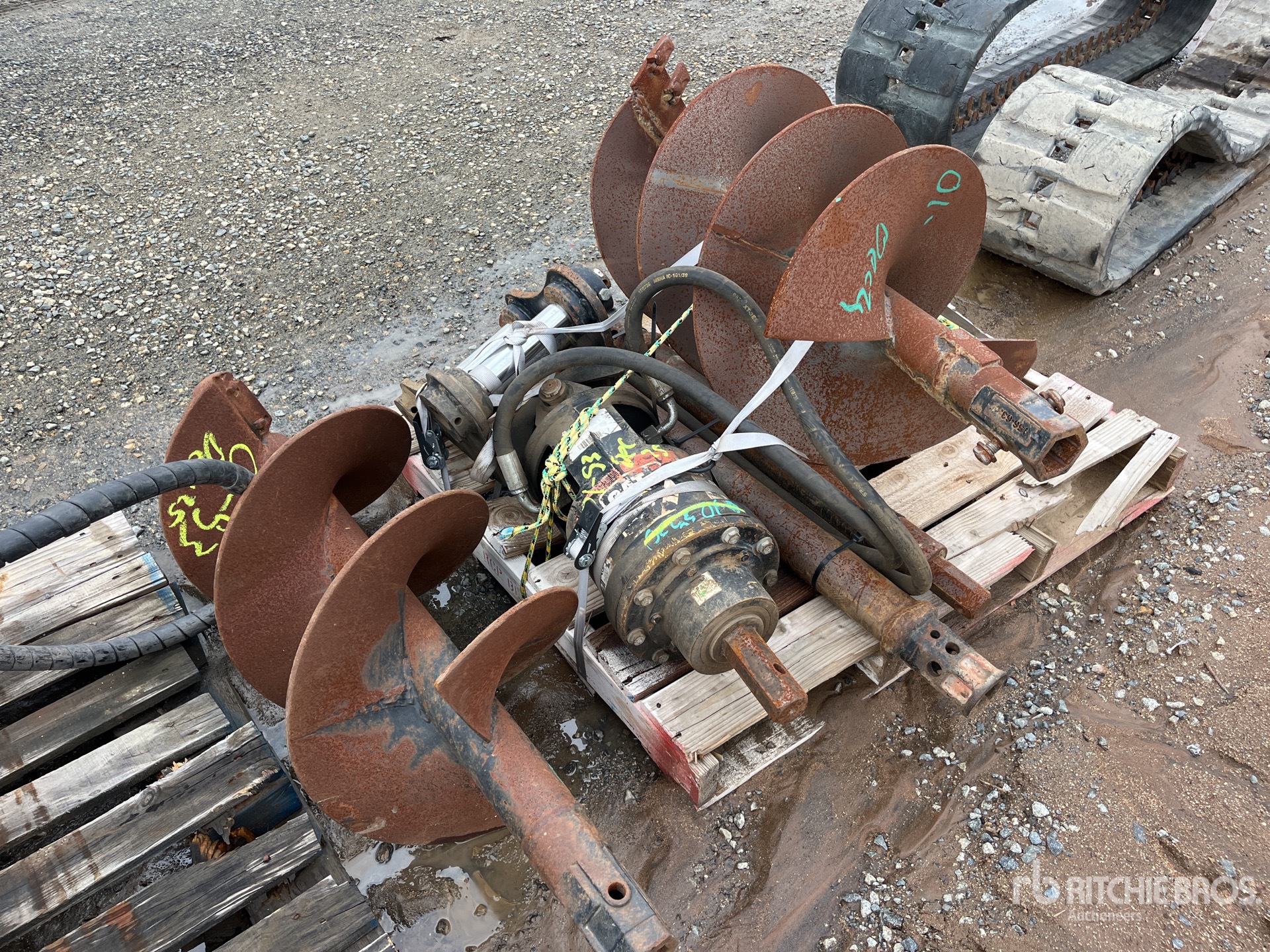 General Appearance with Bild, Ecke vorne rechts