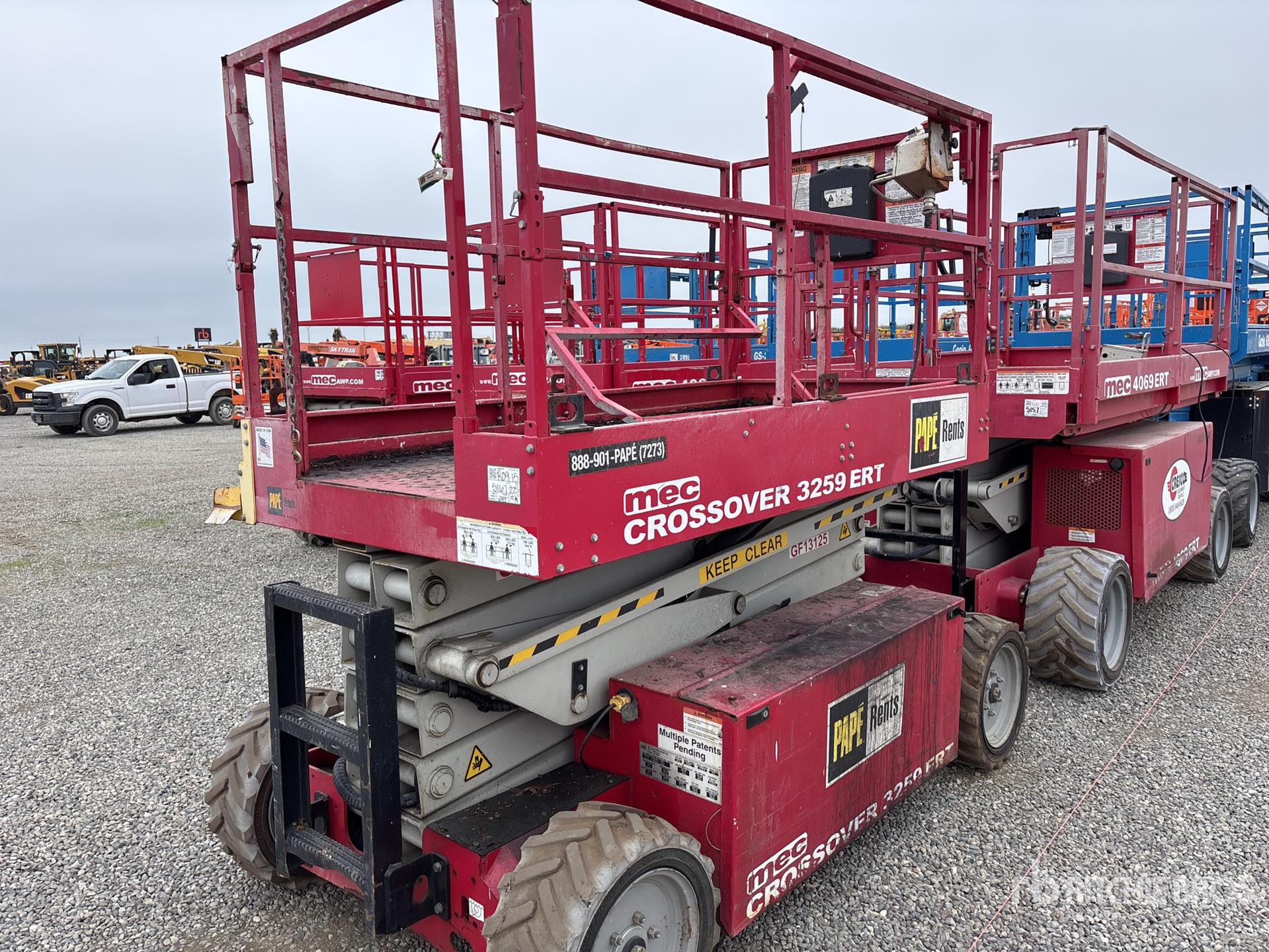 General Appearance with Picture, Right Rear Corner