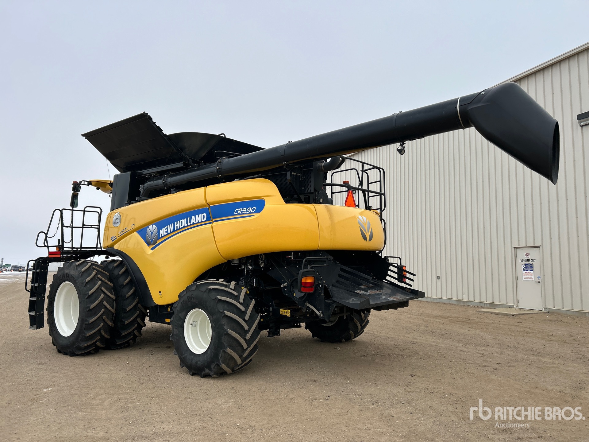 General Appearance with Imagen: esquina trasera izquierda