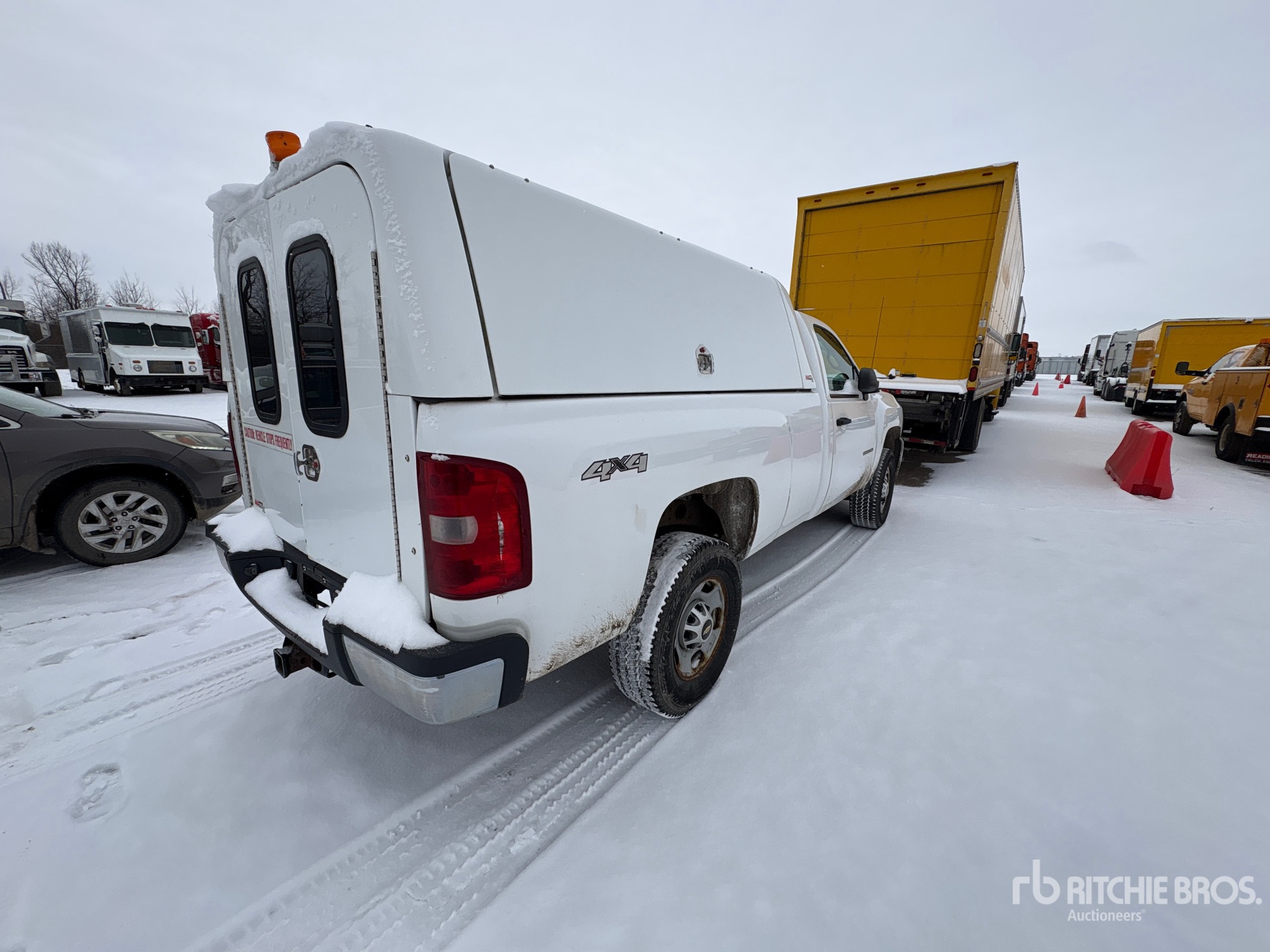 General Appearance with Imagen: esquina trasera derecha