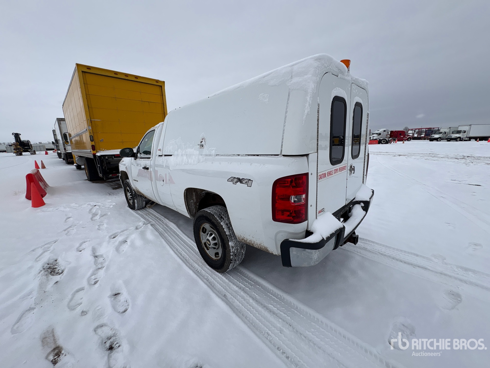 General Appearance with Imagen: esquina trasera izquierda