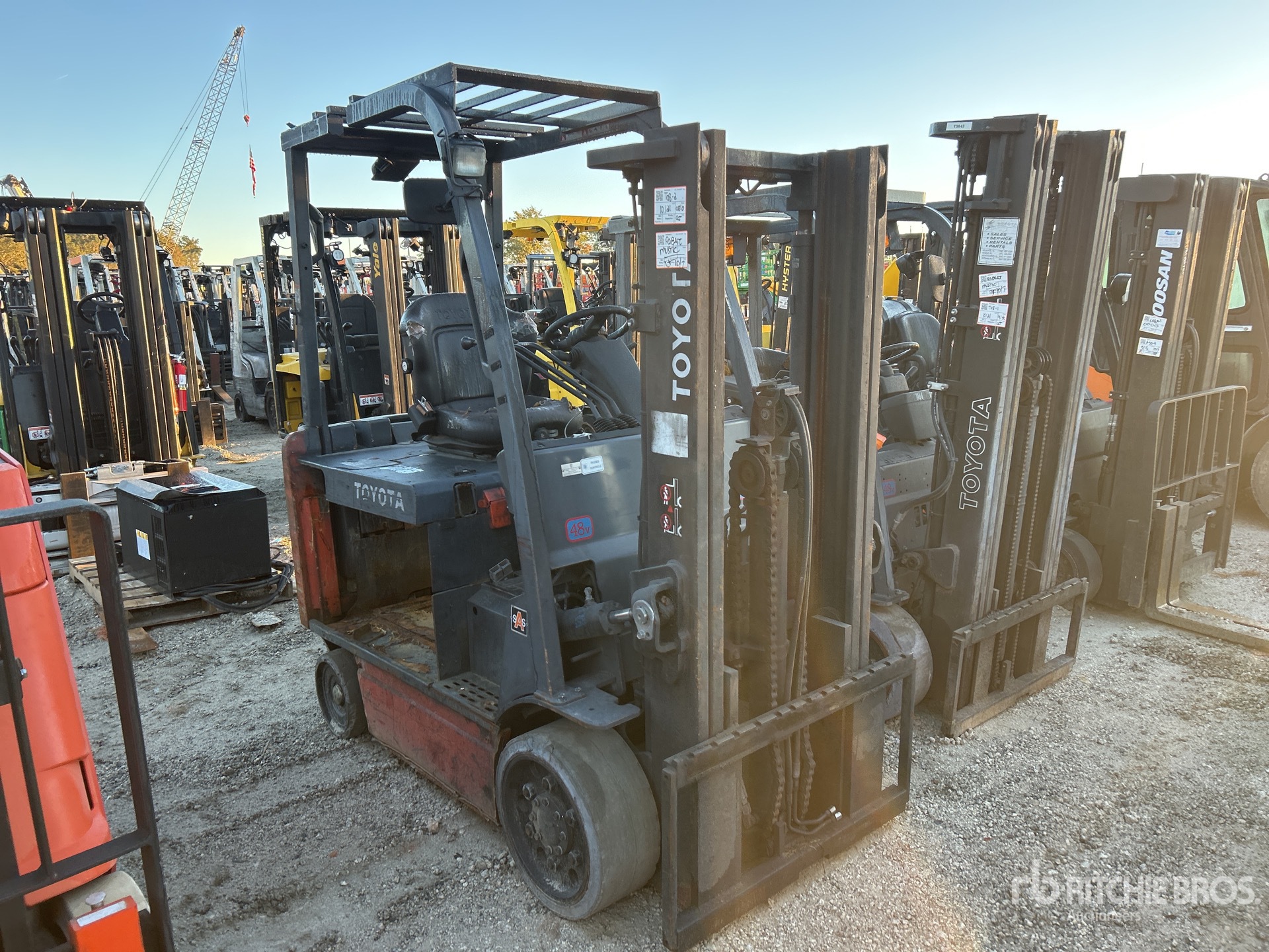 Aspect général with Image, coin avant droit