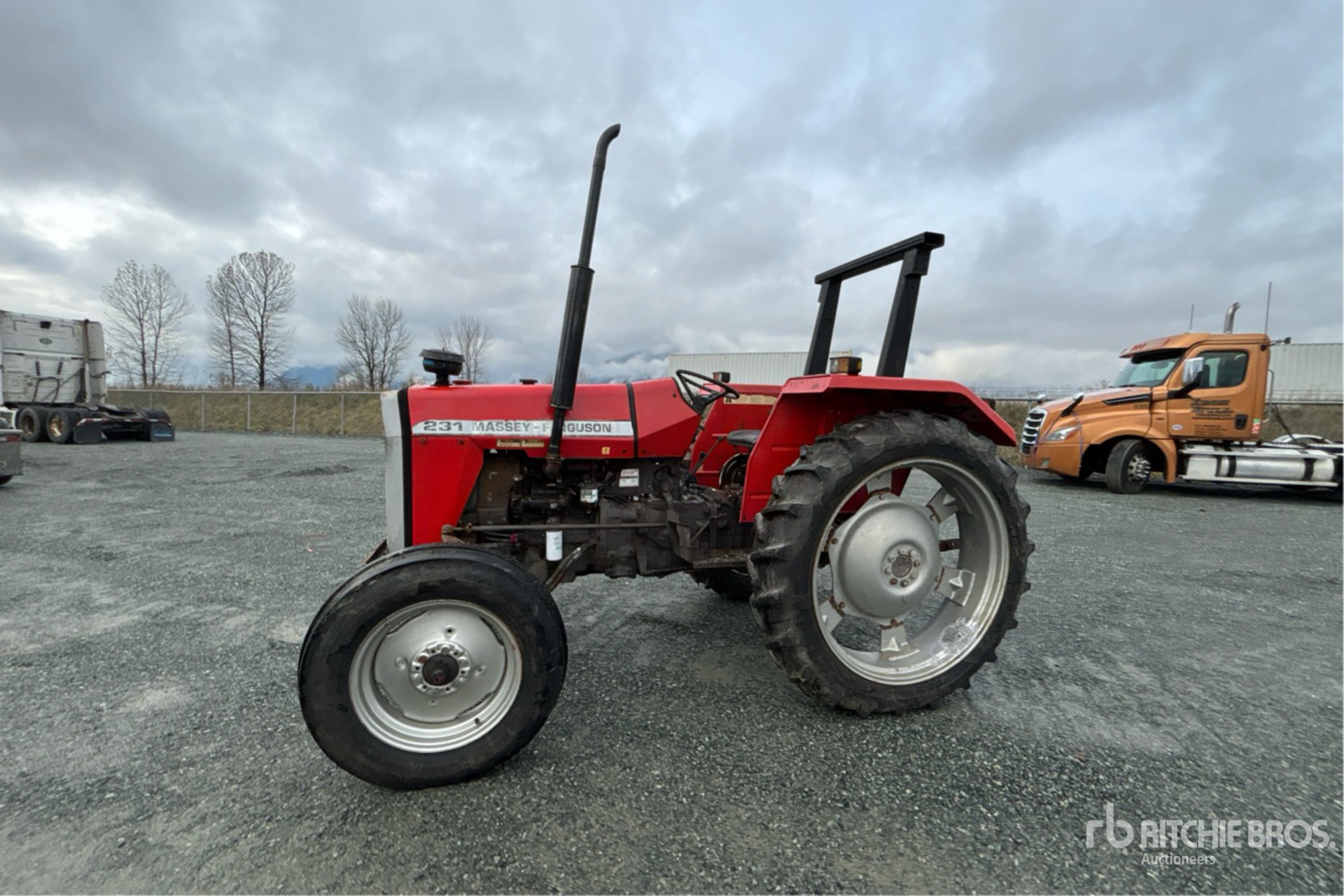 General Appearance with Picture, Left Front Corner