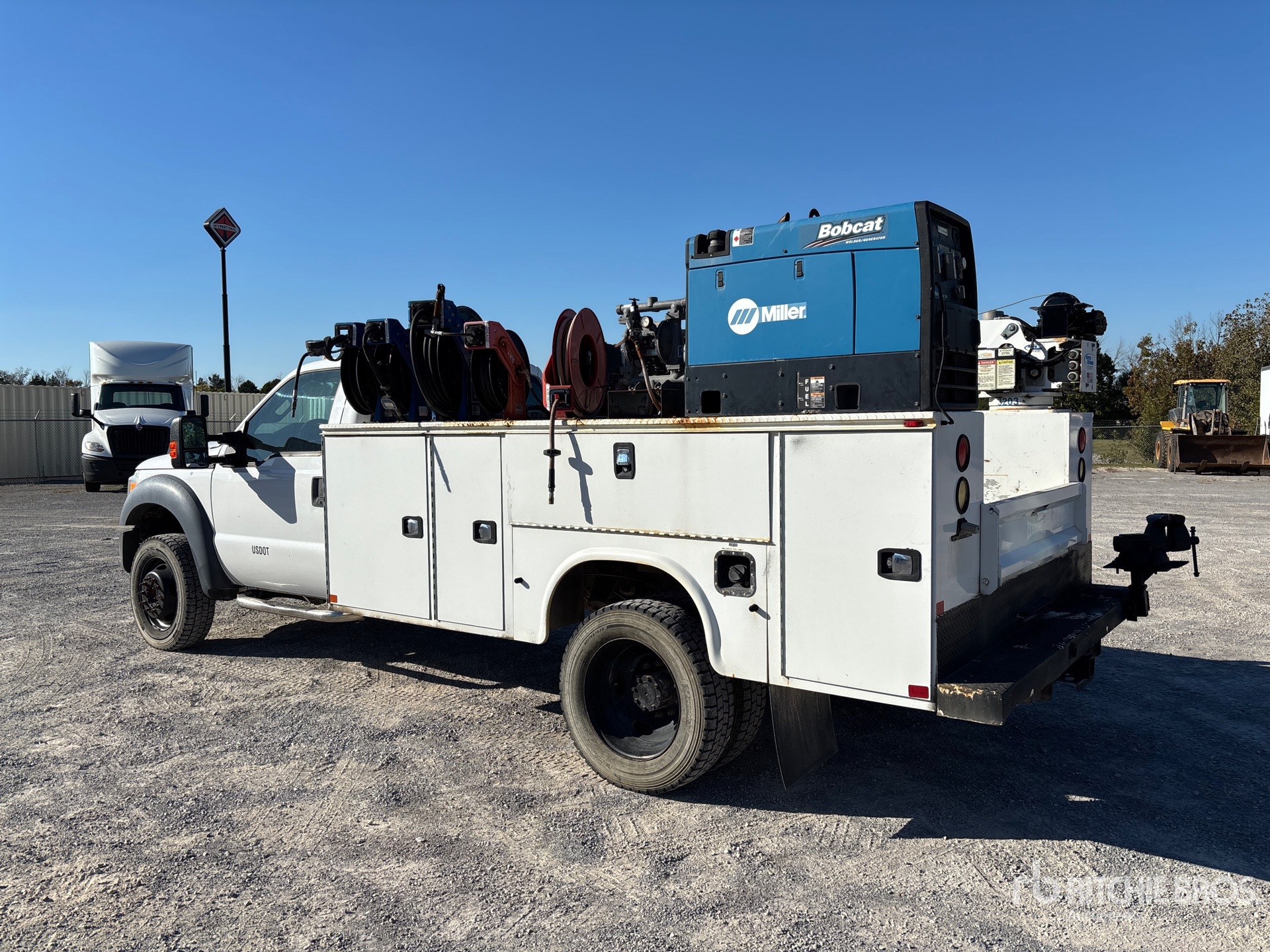 General Appearance with Imagen: esquina trasera izquierda