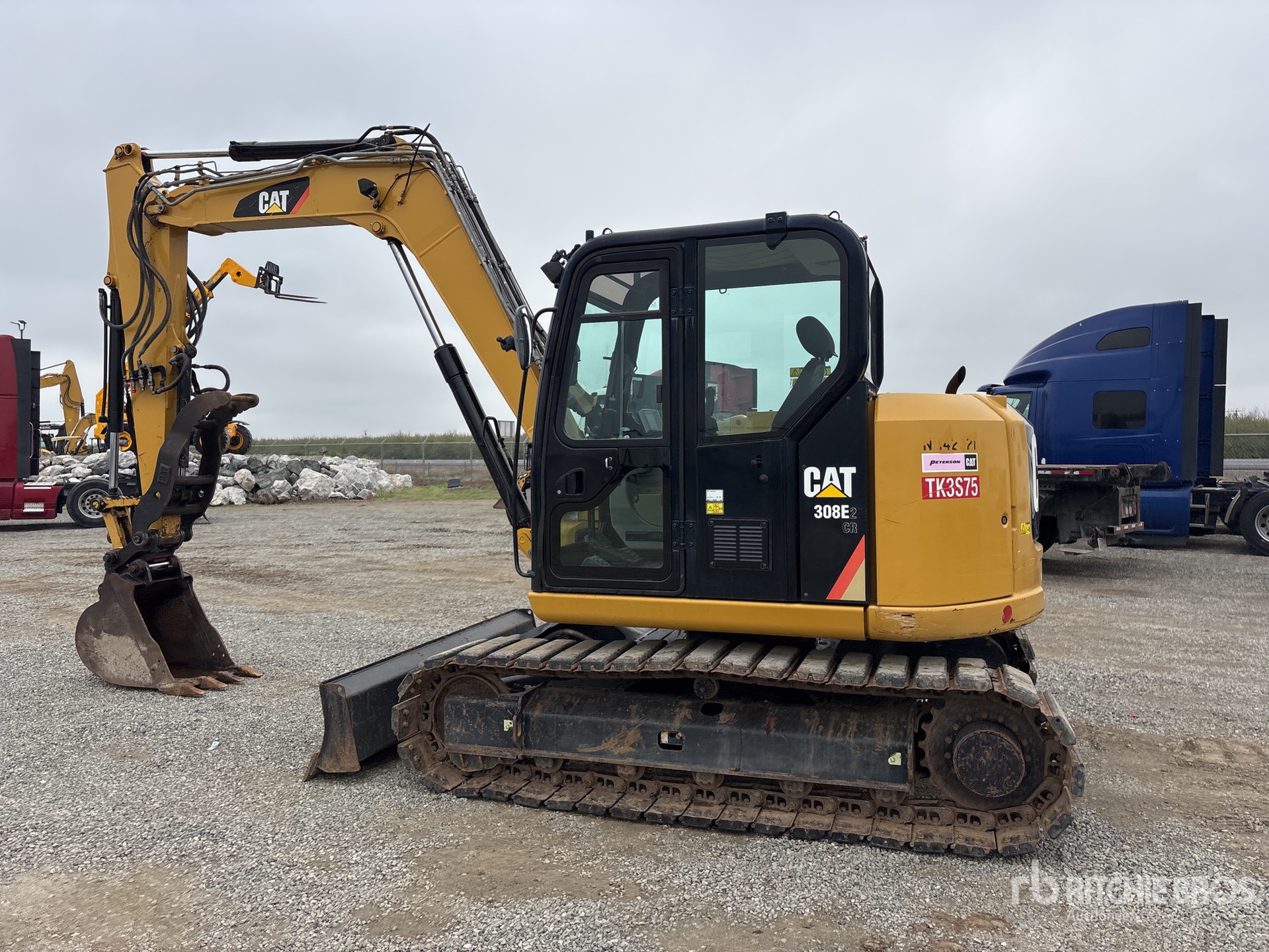 General Appearance with Picture, Left Rear Corner