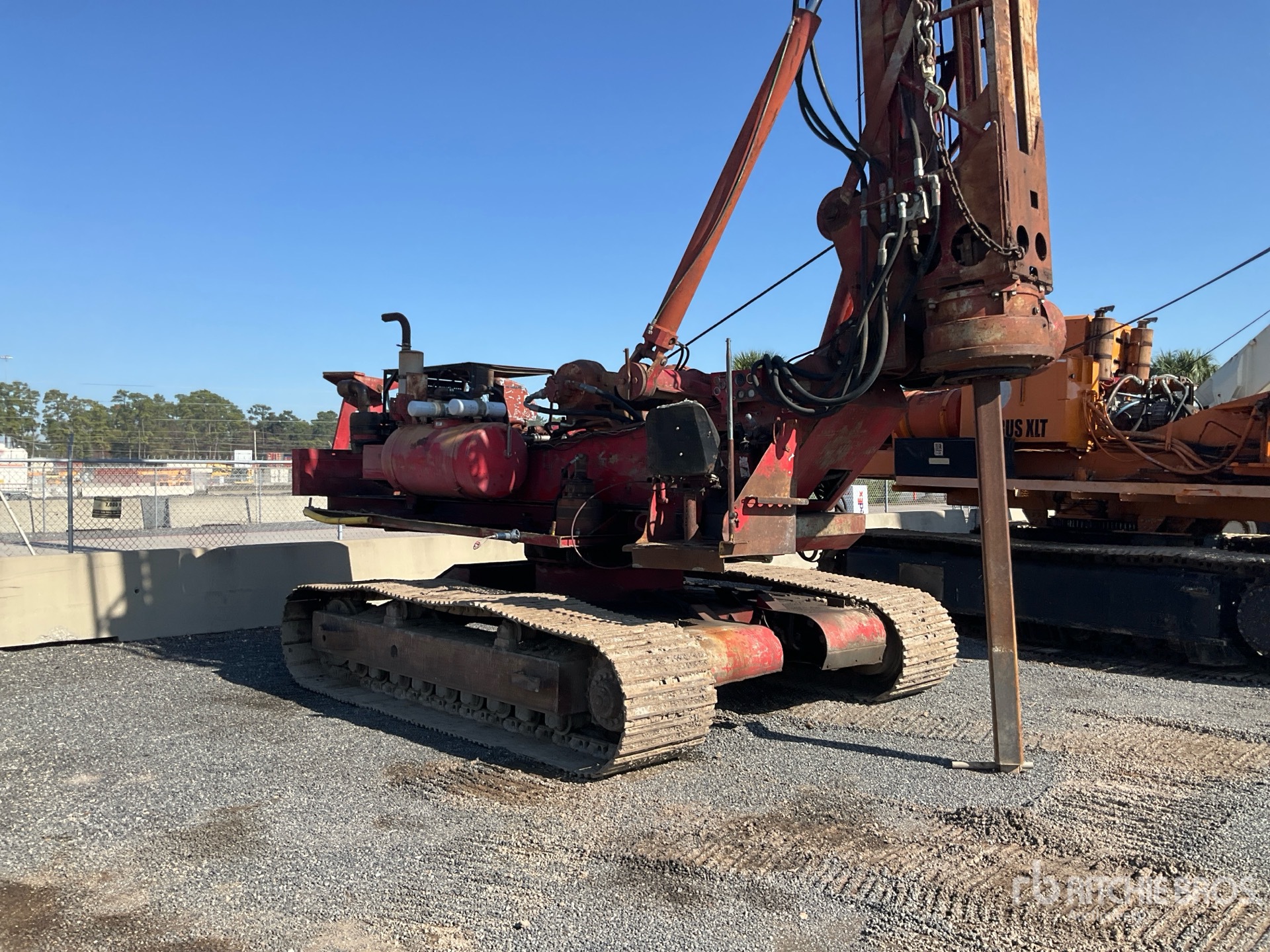 General Appearance with Foto, angolo anteriore destro