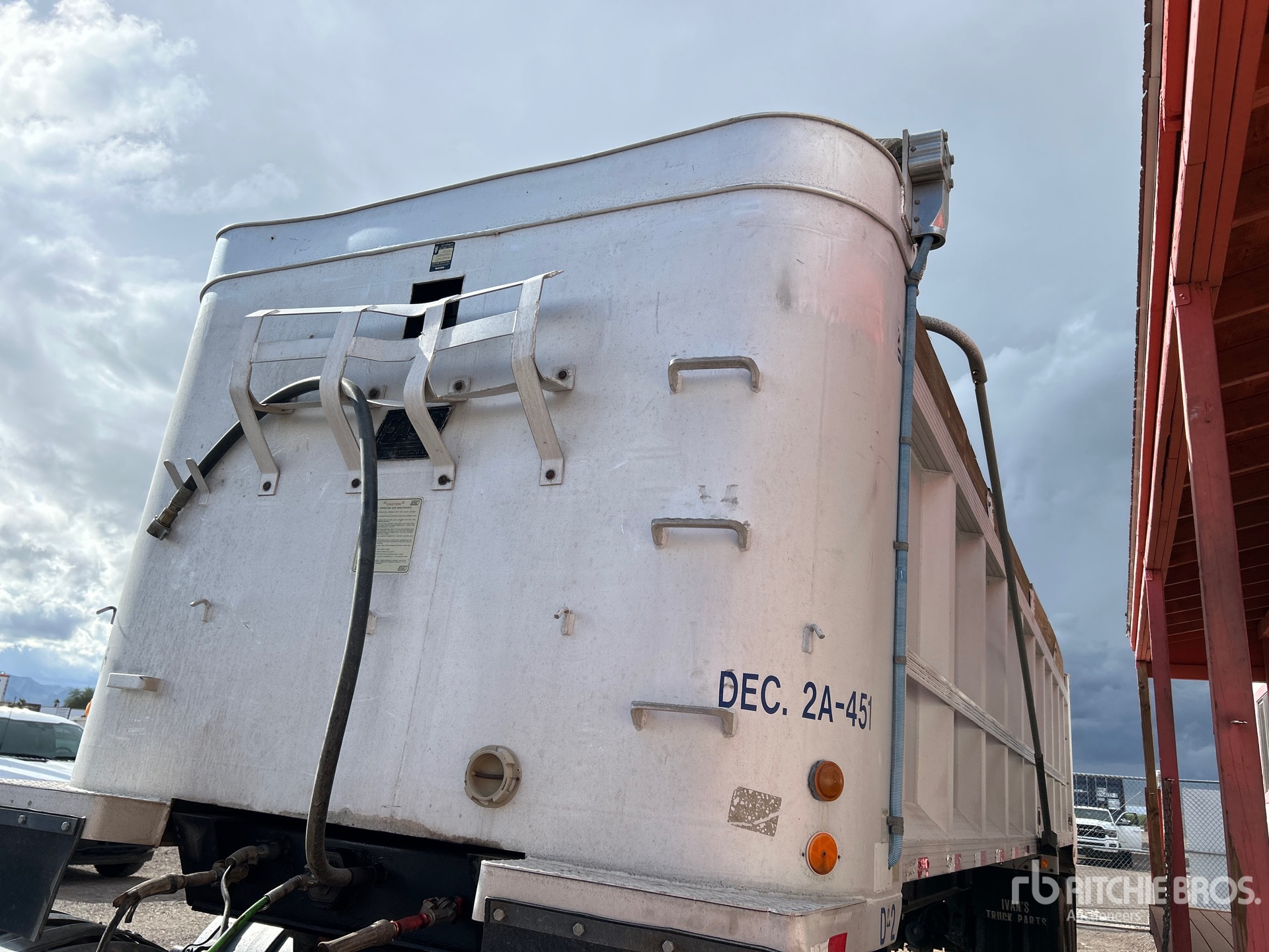 General Appearance with Featured Photo