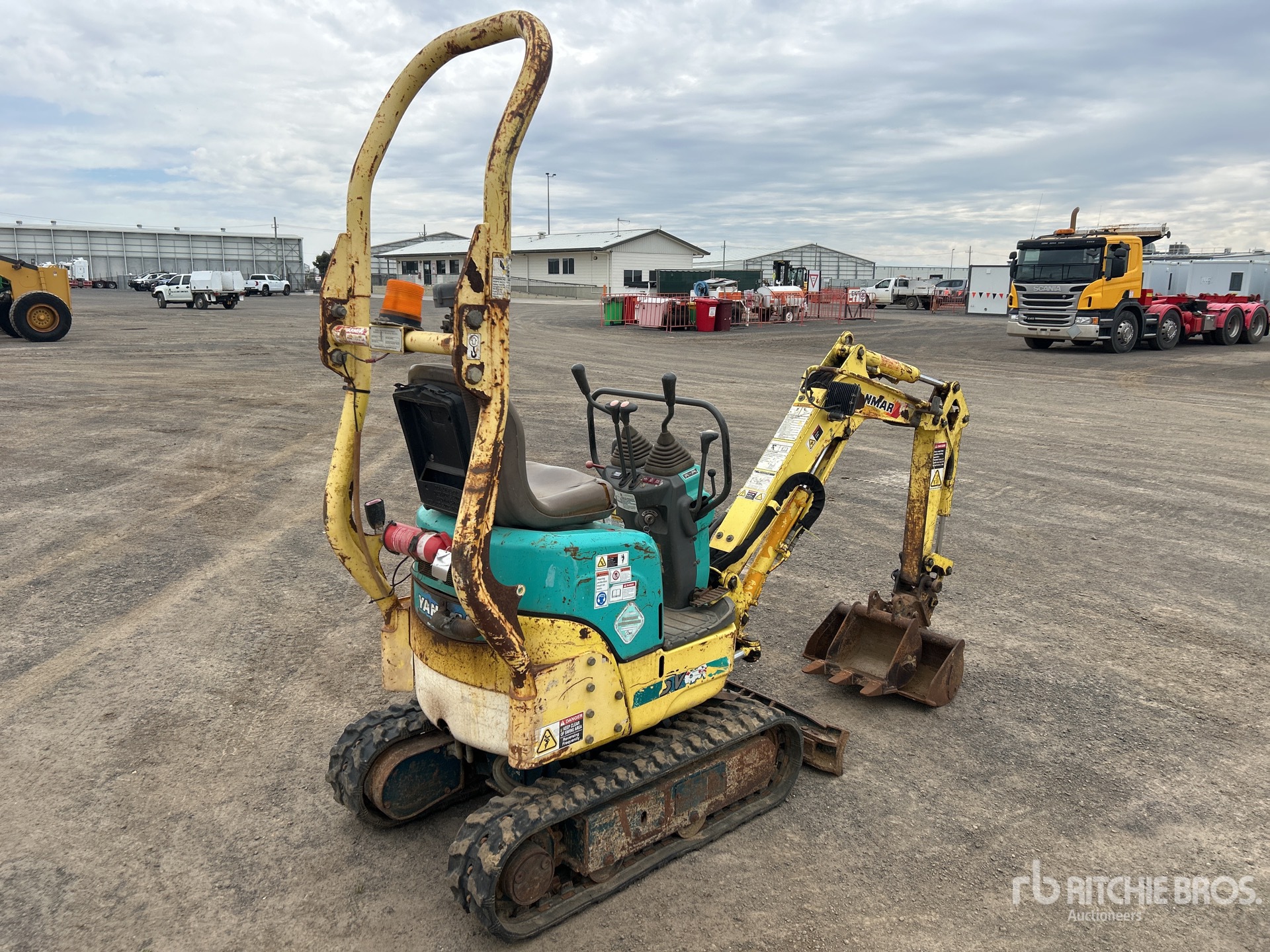 General Appearance with Picture, Right Rear Corner