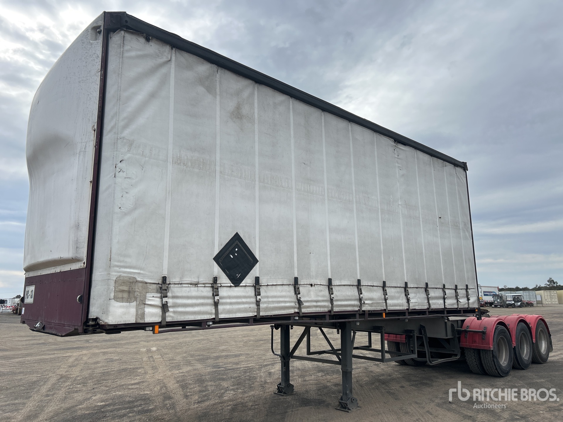 General Appearance with Image, coin avant droit