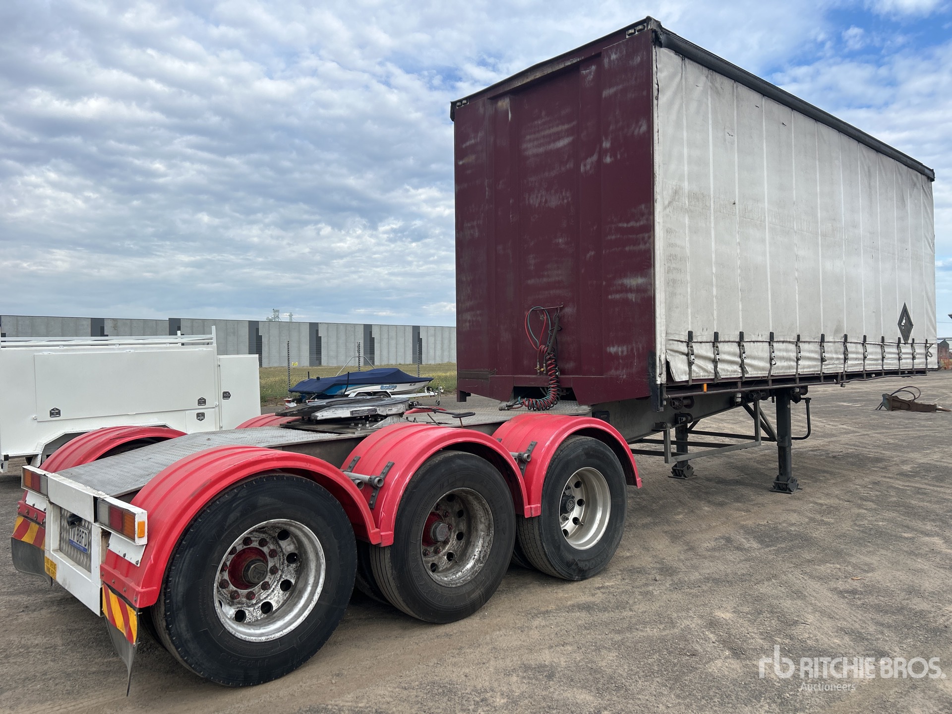 General Appearance with Image, coin arrière gauche