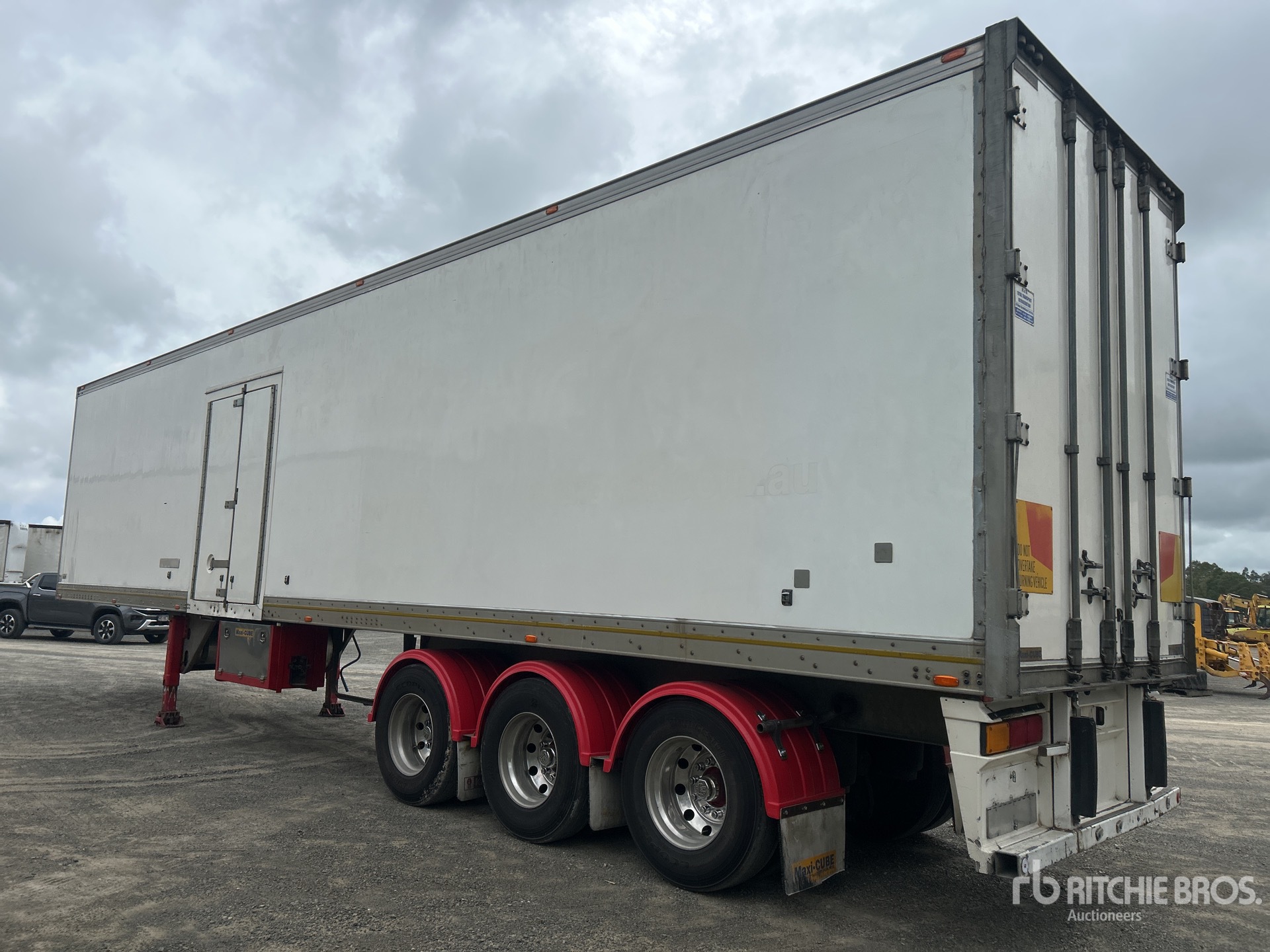 General Appearance with Picture, Right Rear Corner