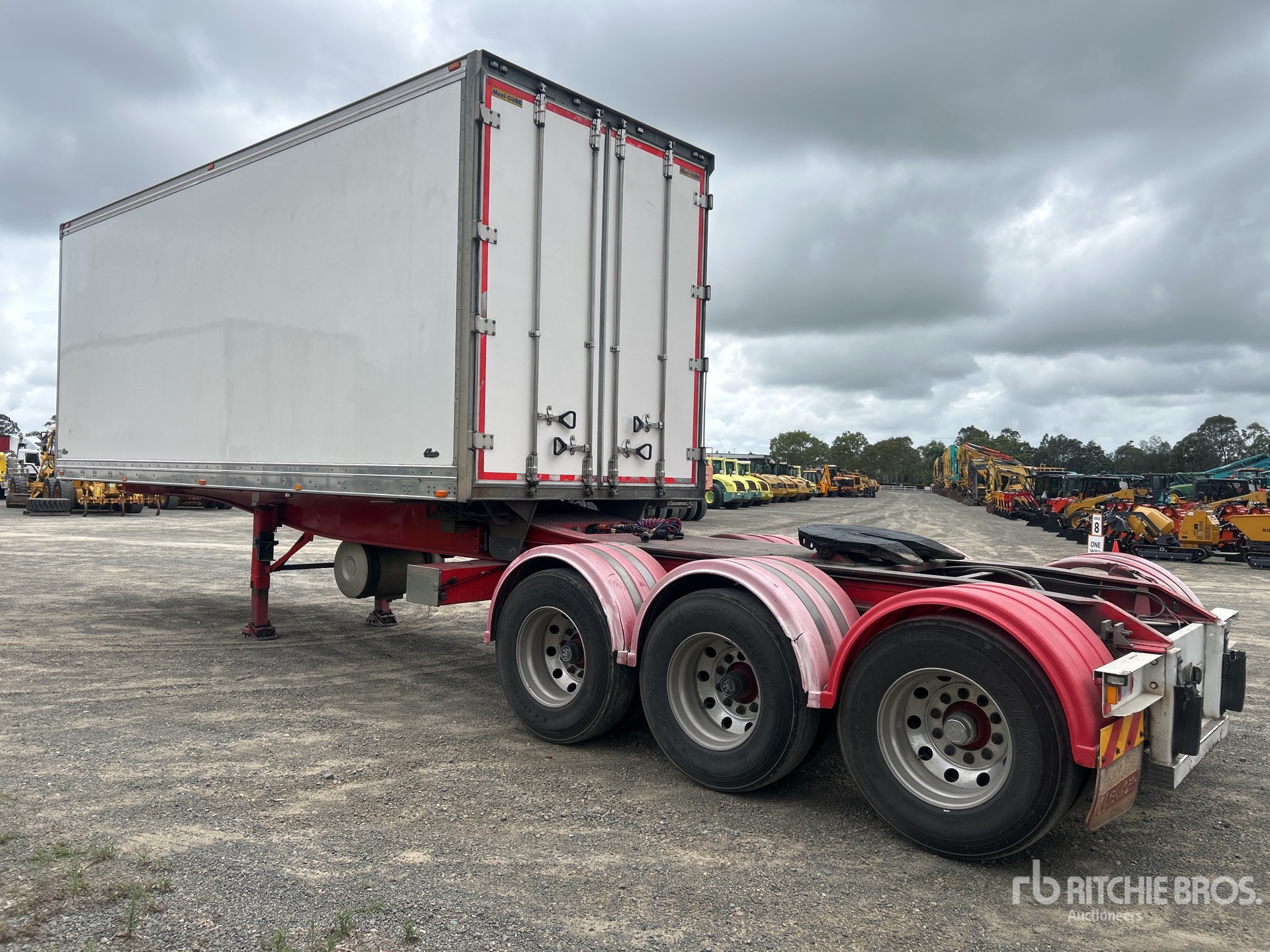 General Appearance with Picture, Right Rear Corner