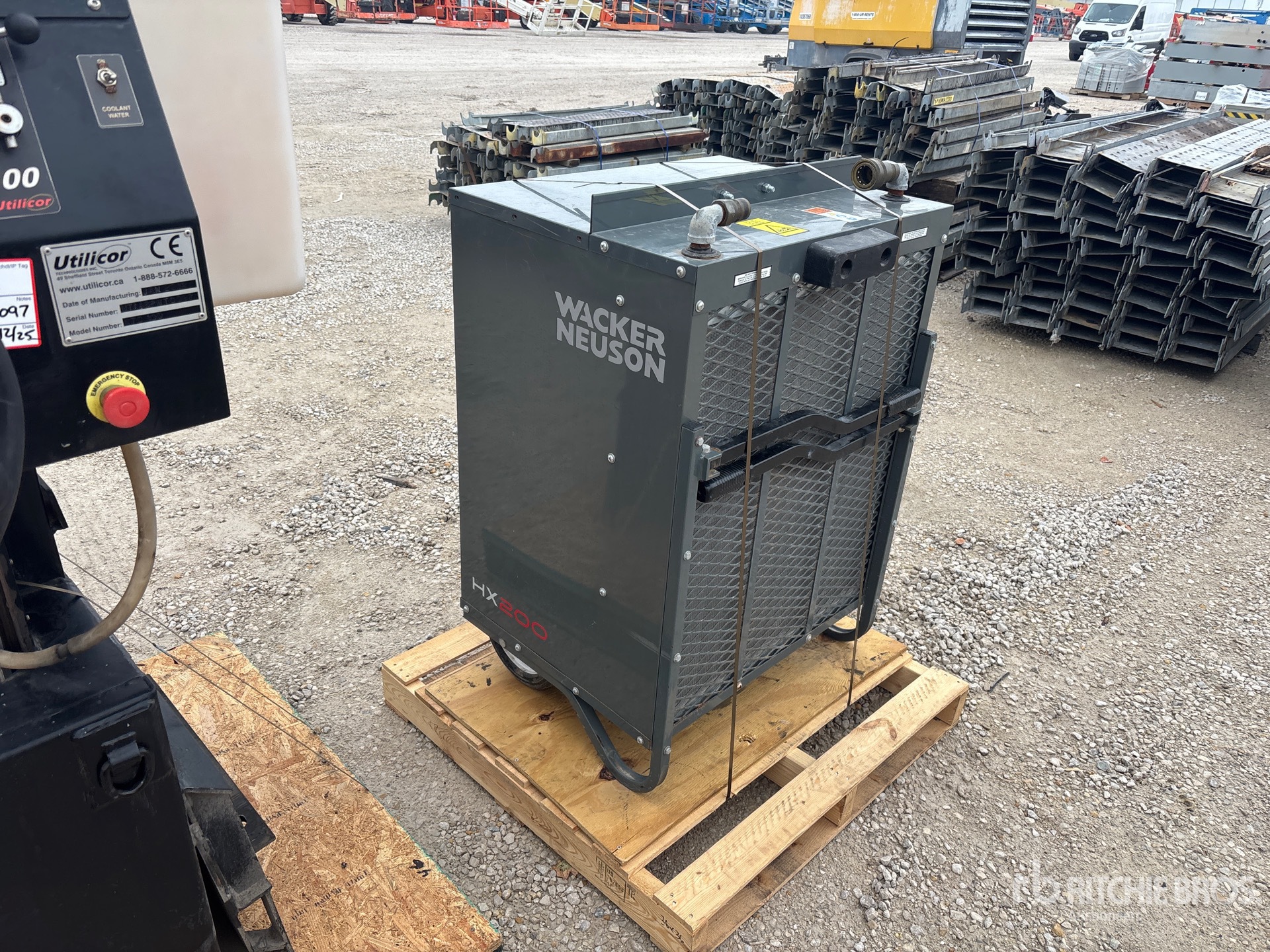 Aspect général with Image, coin arrière gauche