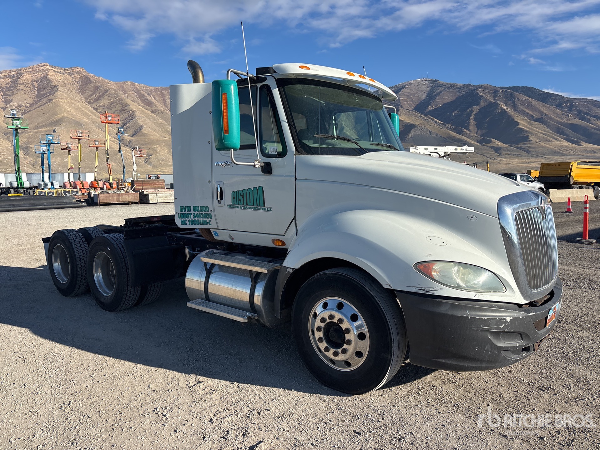 General Appearance with Picture, Right Front Corner