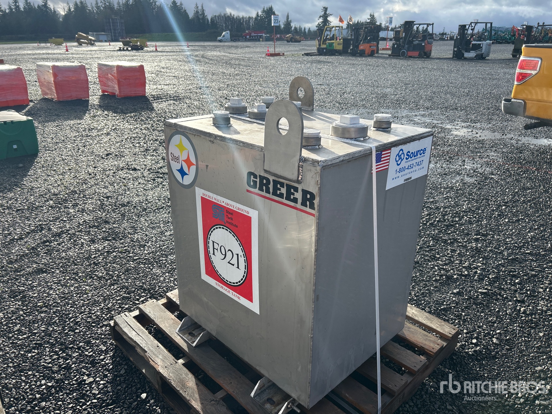 Aspect général with Image, coin arrière droit