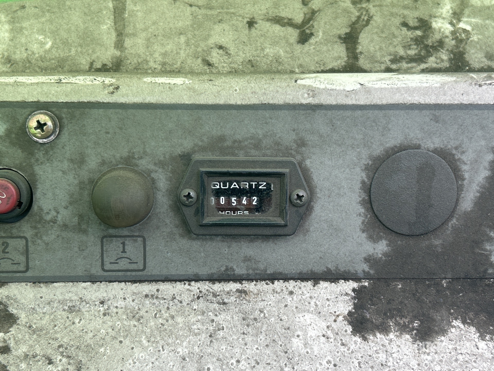 General Appearance with Hour Meter / Odometer