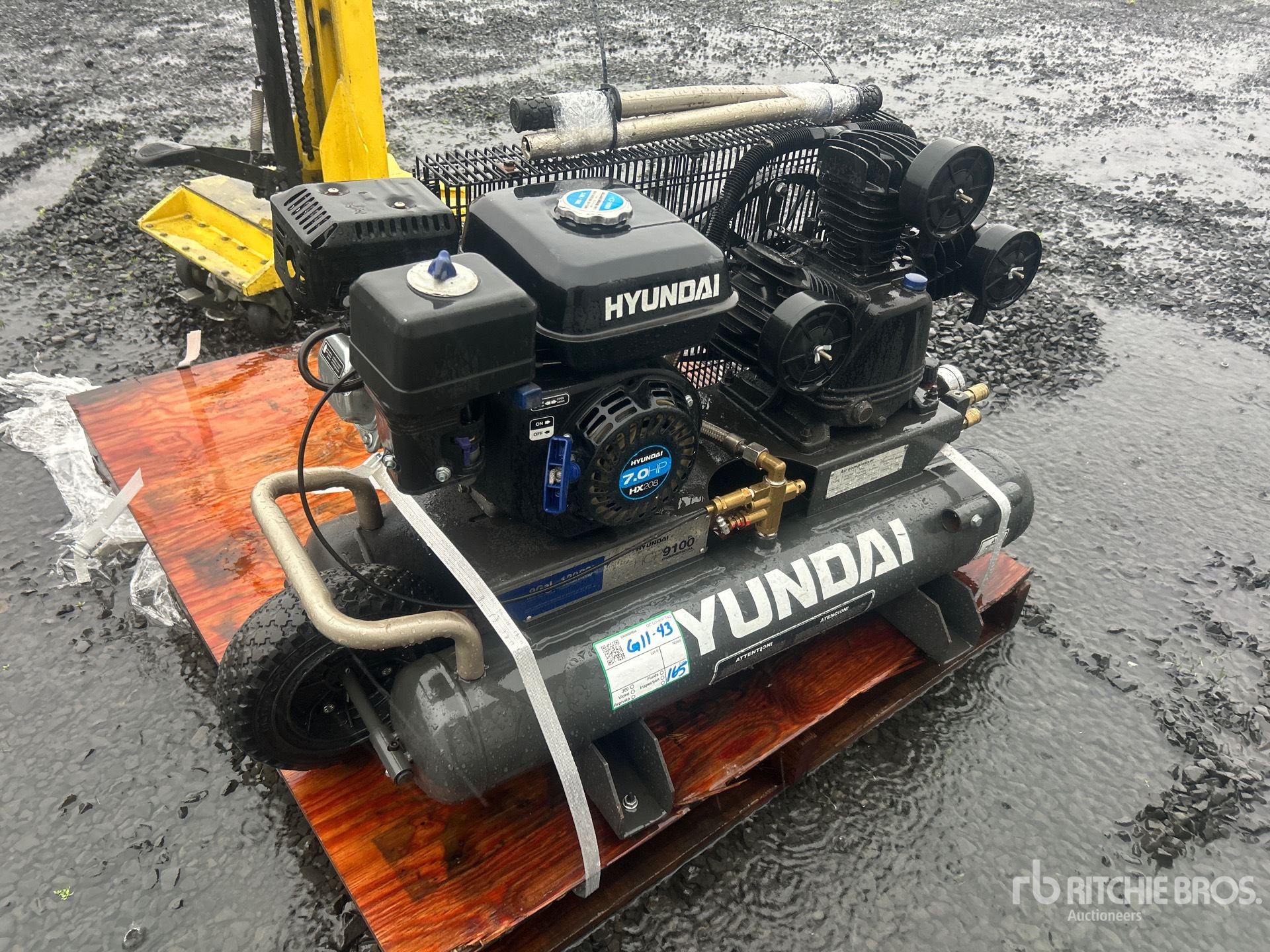 Aspect général with Image, coin avant gauche