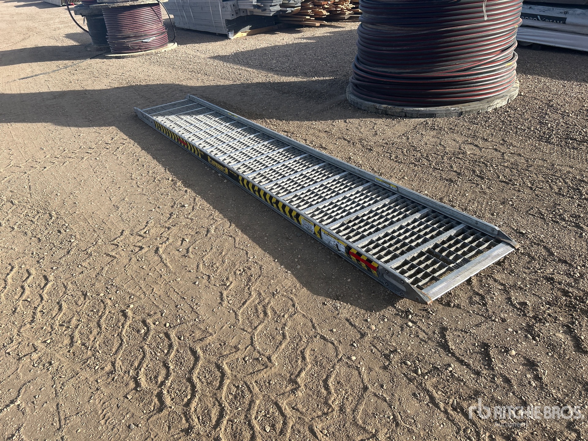 General Appearance with Imagen: esquina trasera izquierda