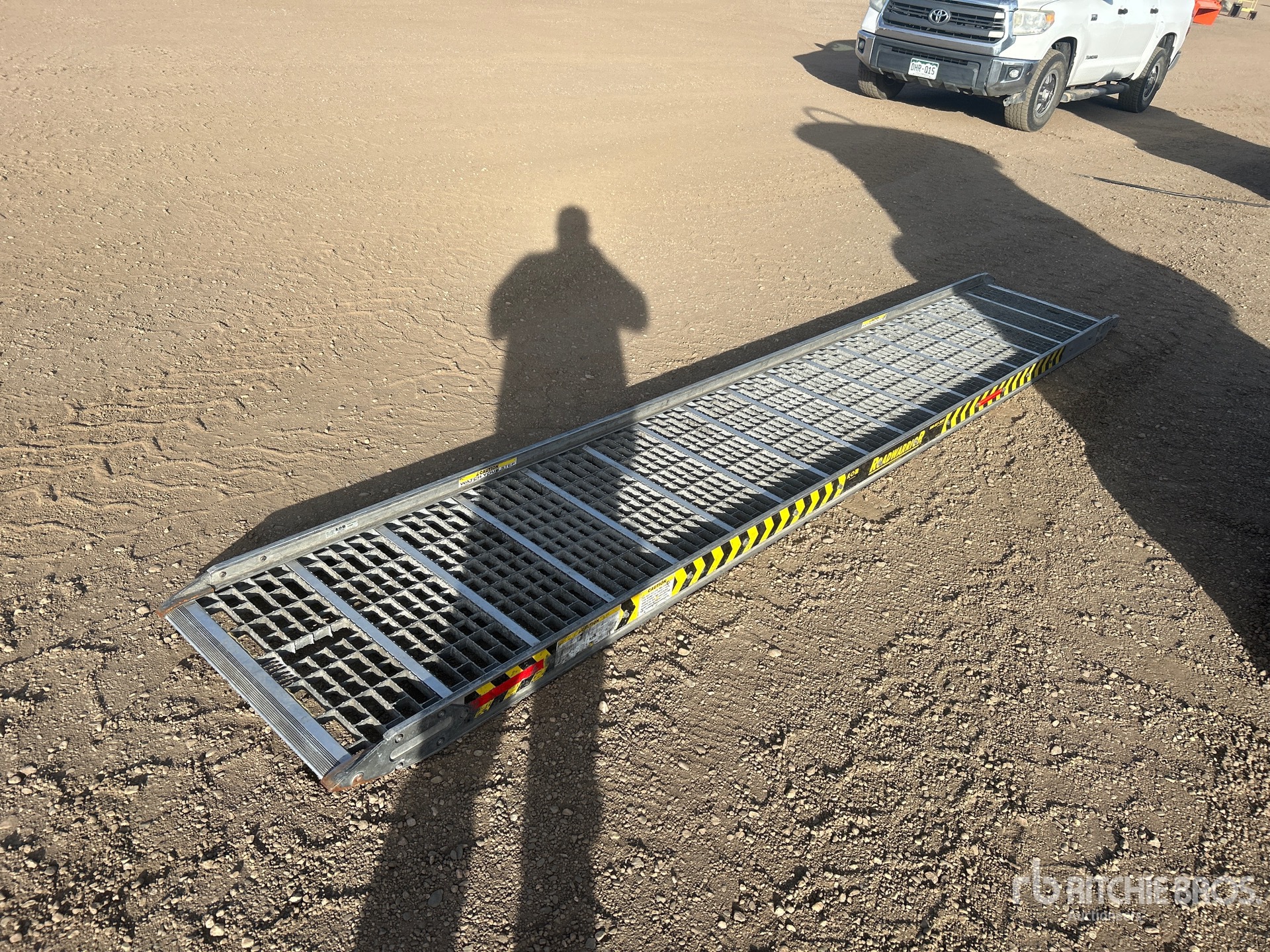 General Appearance with Imagen: esquina trasera derecha