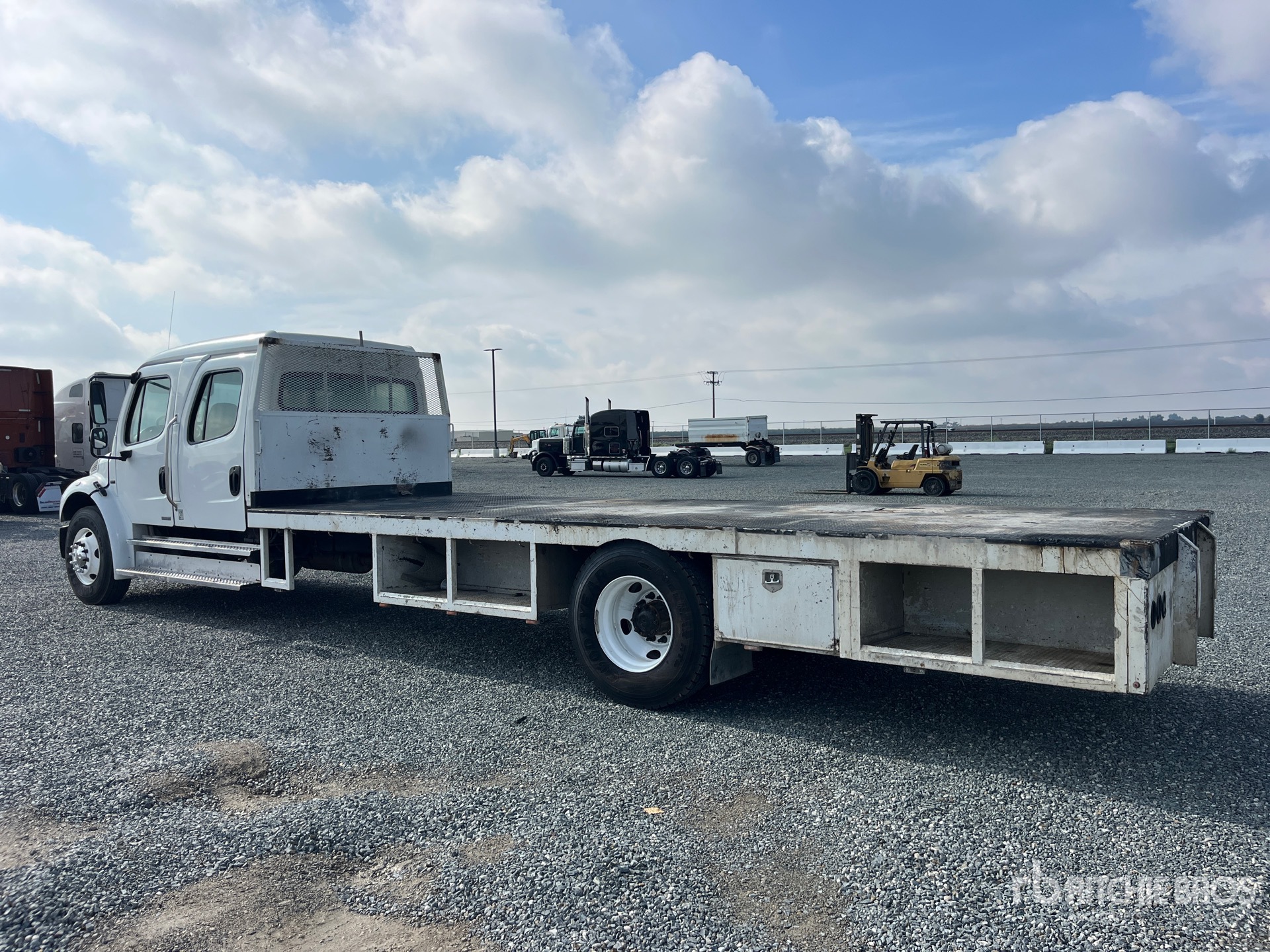 General Appearance with Image, coin arrière gauche