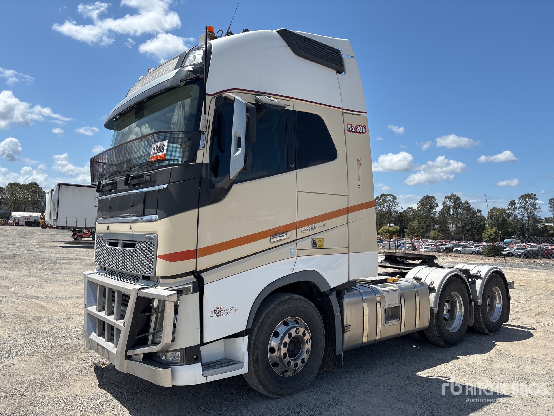 General Appearance with Picture, Right Front Corner