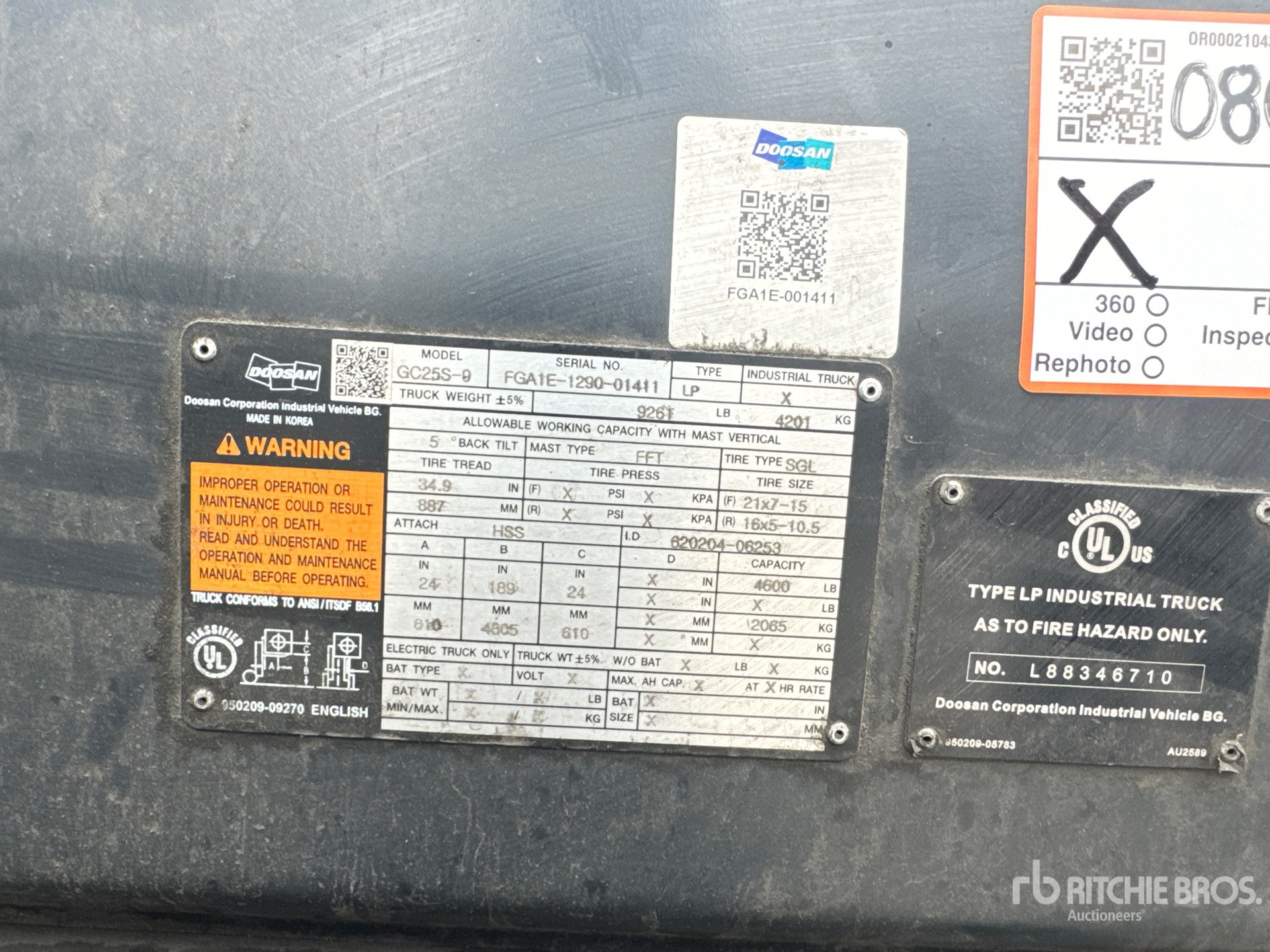 General Appearance with Serial Number / VIN