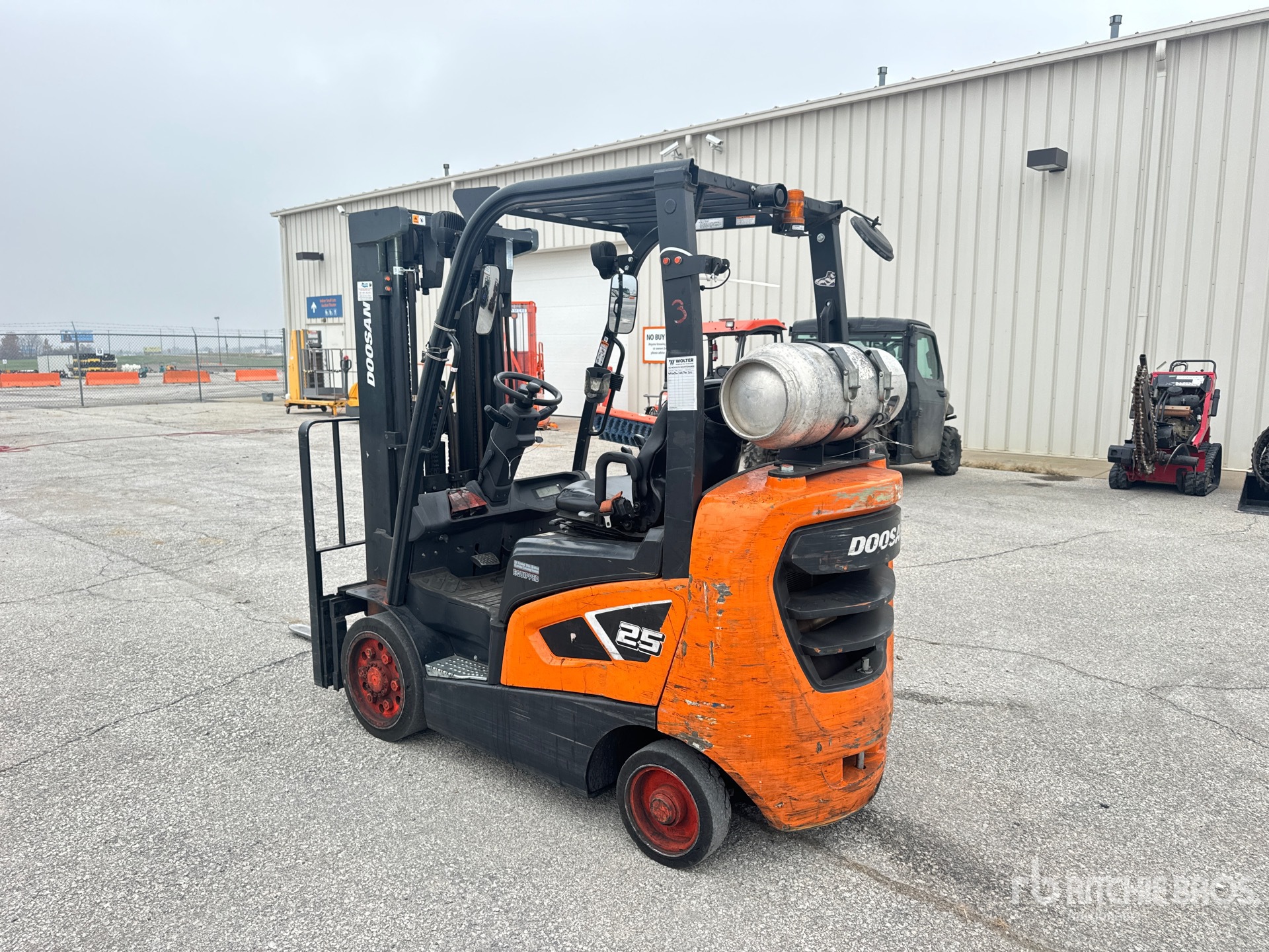 General Appearance with Picture, Left Rear Corner