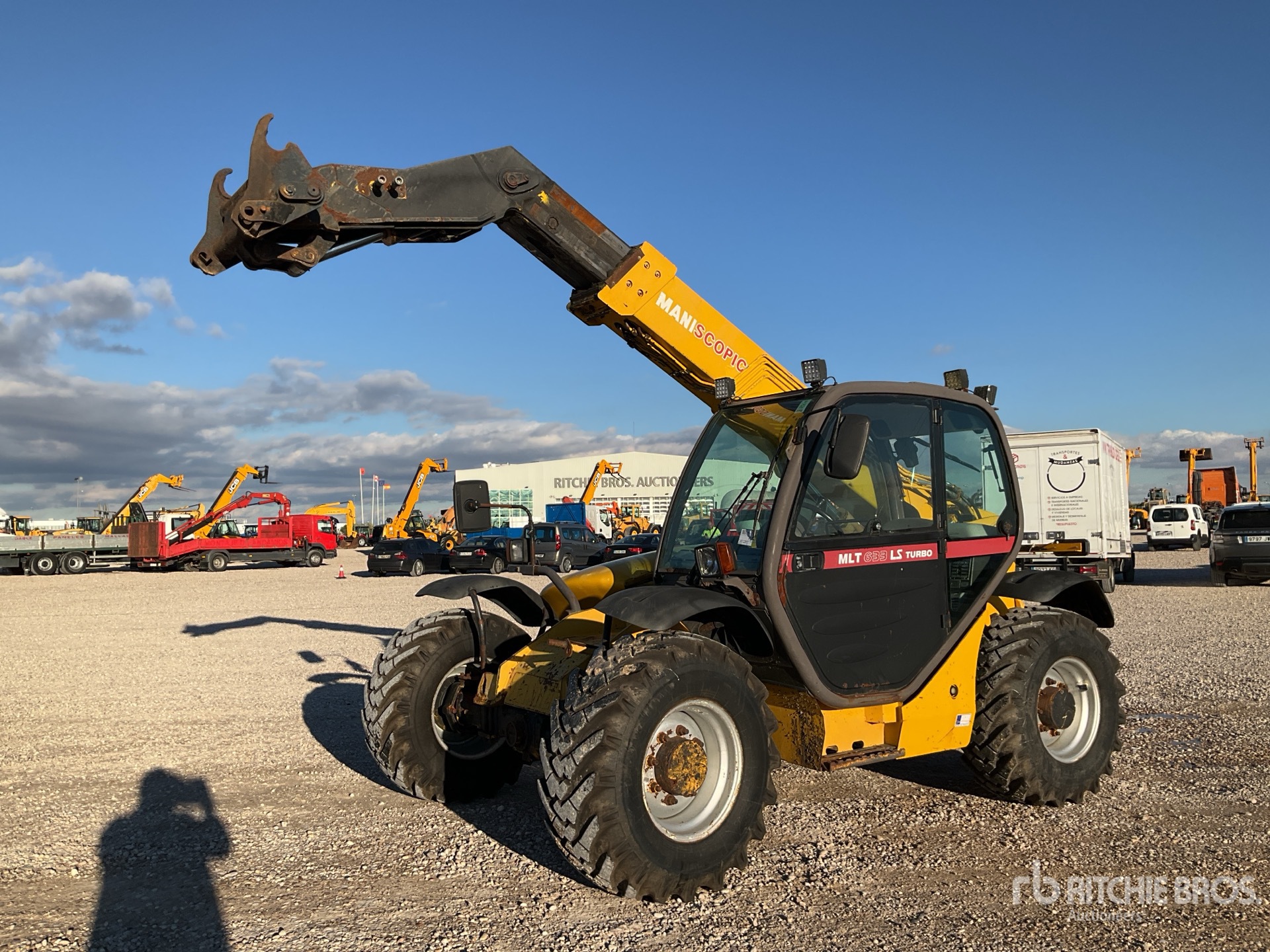 General Appearance with Featured Photo