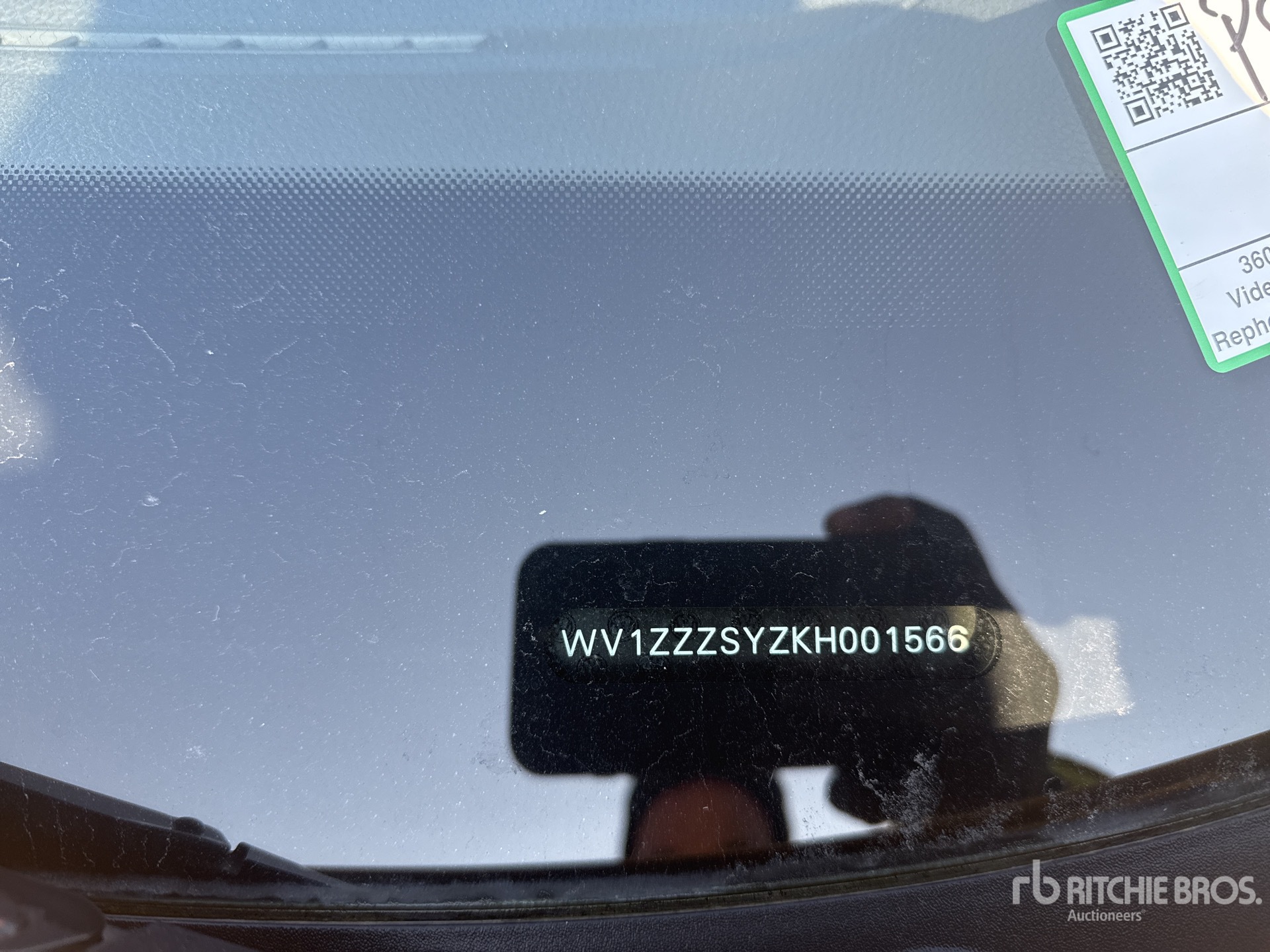 General Appearance with Seriennummer / FIN