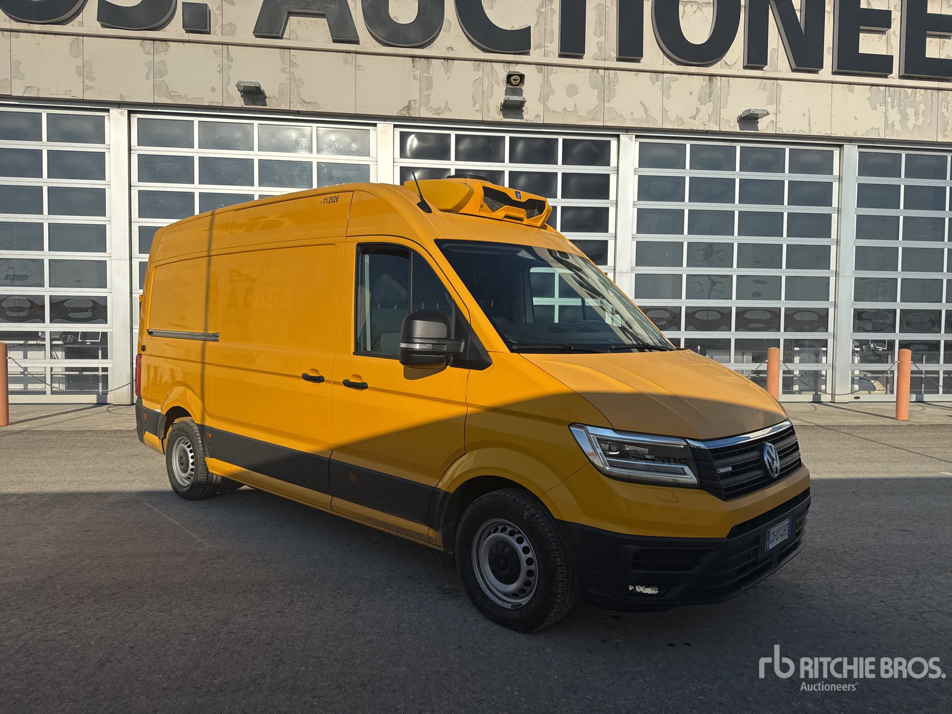 General Appearance with Bild, Ecke vorne rechts