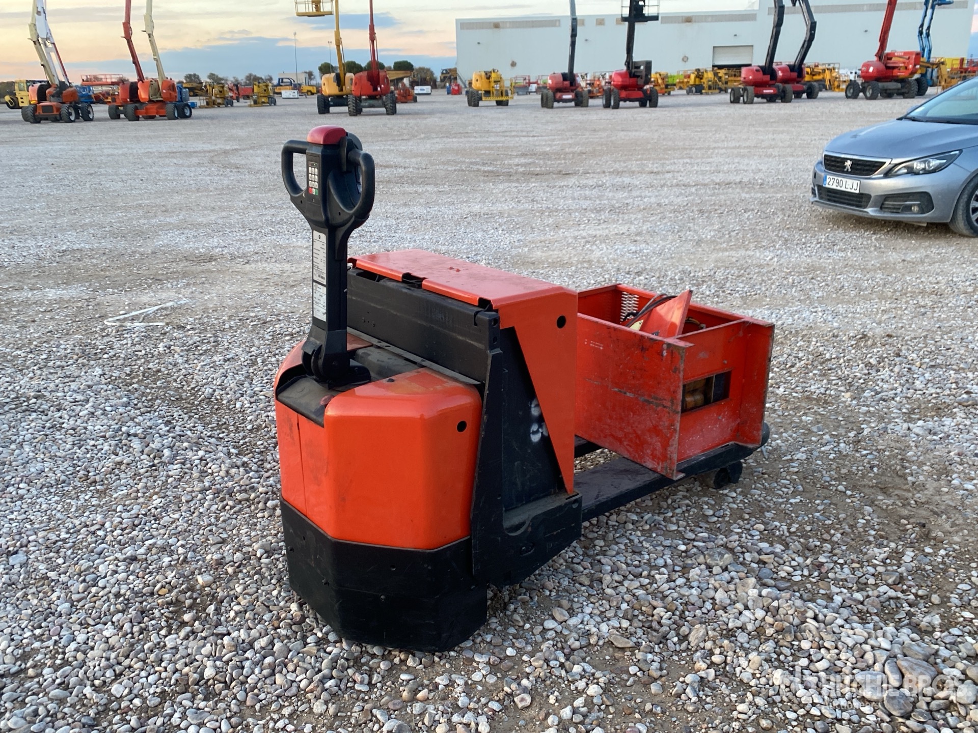 General Appearance with Imagen: esquina trasera derecha